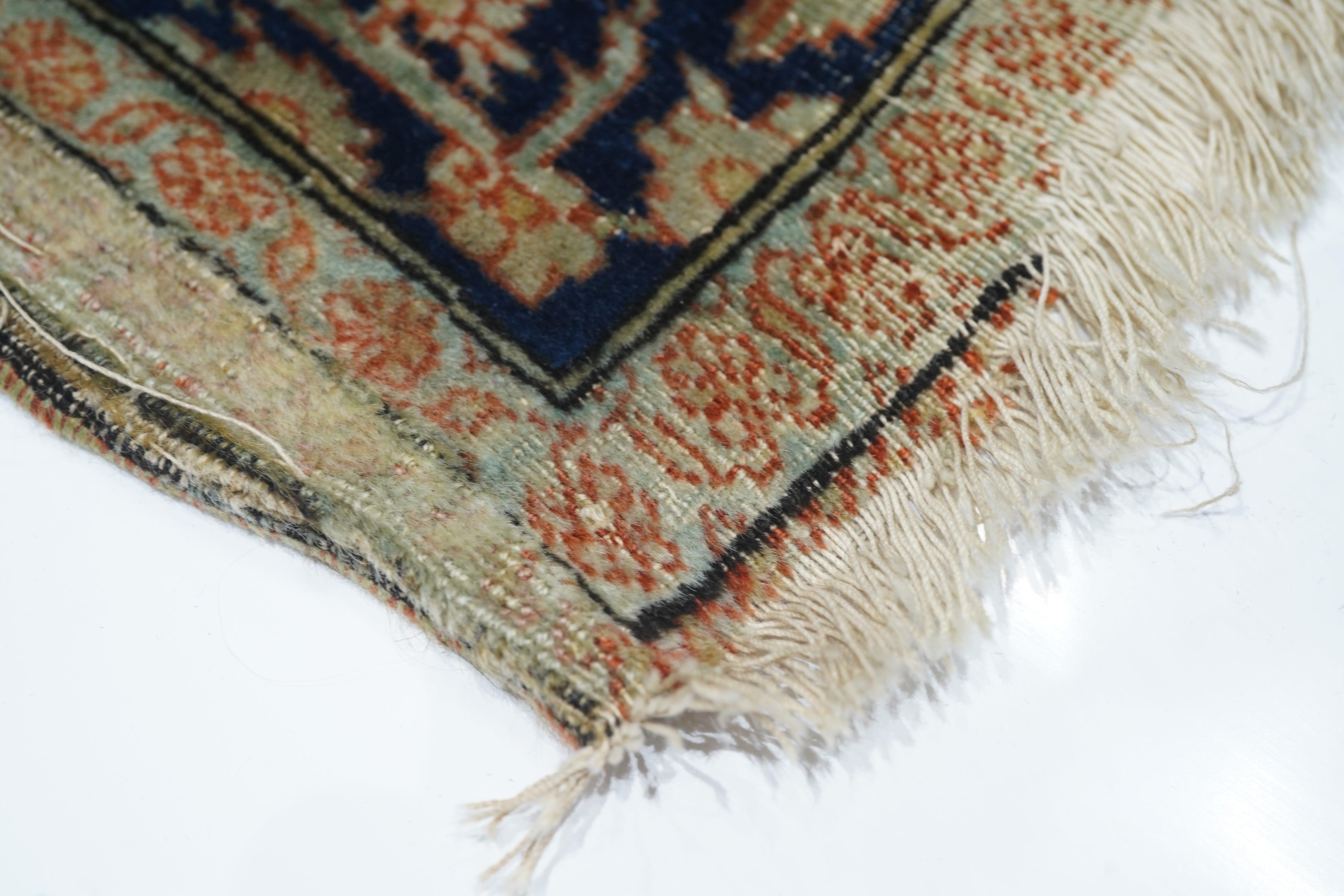 Antiker Mohtasham Kashan-Teppich 4'3'' x 6'9'' (Handgeknüpft) im Angebot