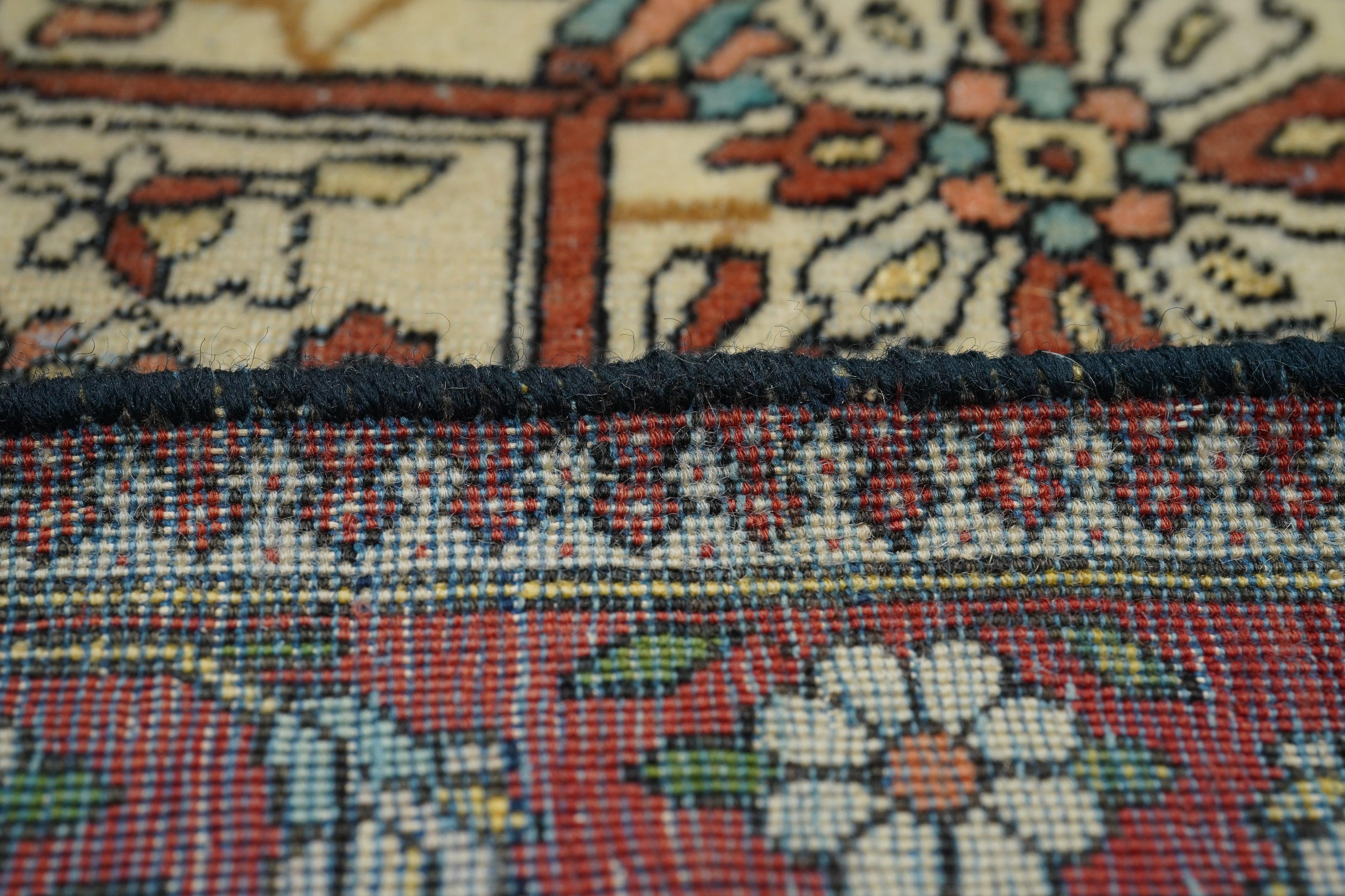 Antiker Mohtasham Kashan-Teppich 4'4'' x 6'11'' im Angebot 4