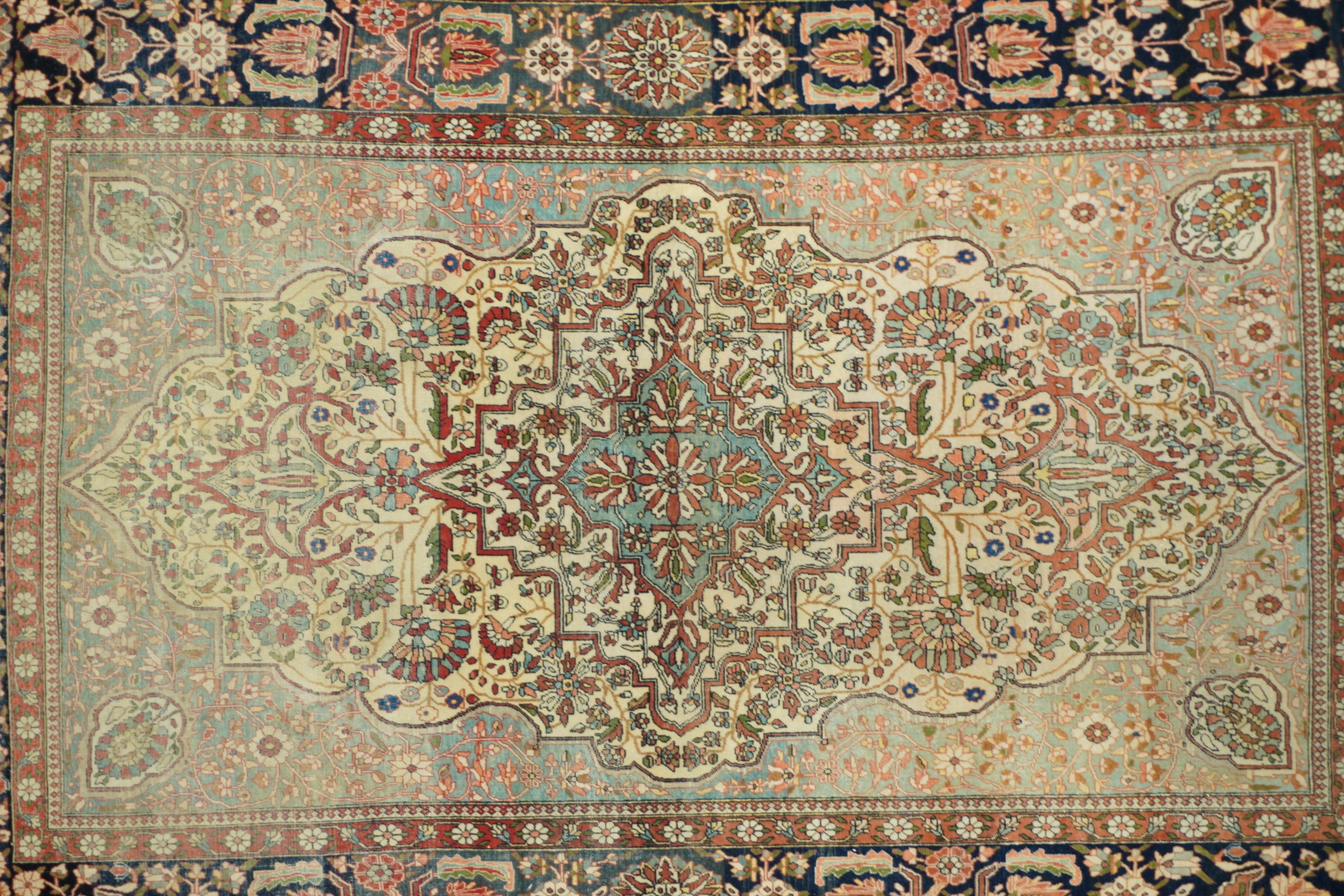 Antiker Mohtasham Kashan-Teppich 4'4'' x 6'11'' (19. Jahrhundert) im Angebot