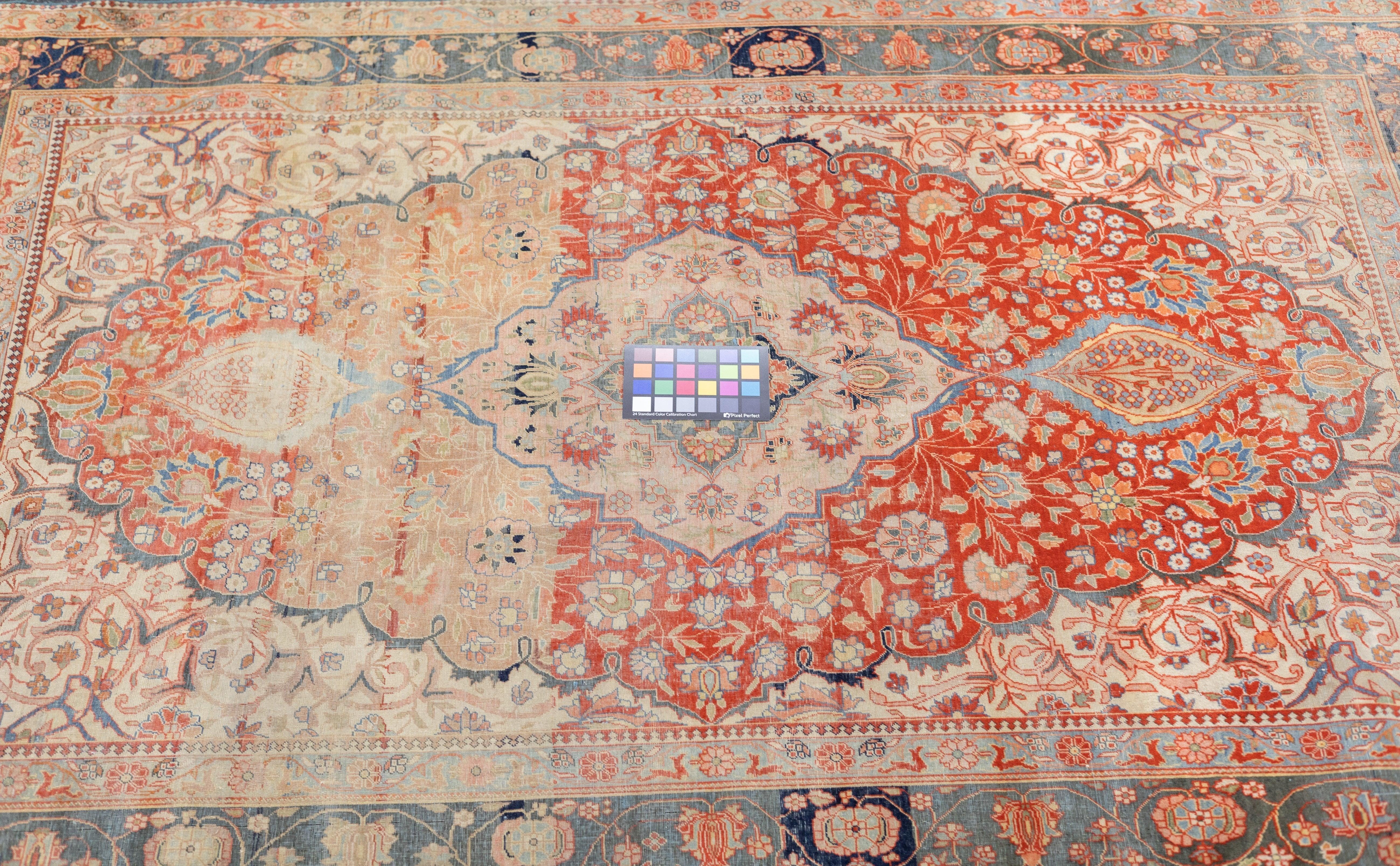 Antiker Mohtasham Kashan-Teppich 4'4'' x 6'5'' im Angebot 1