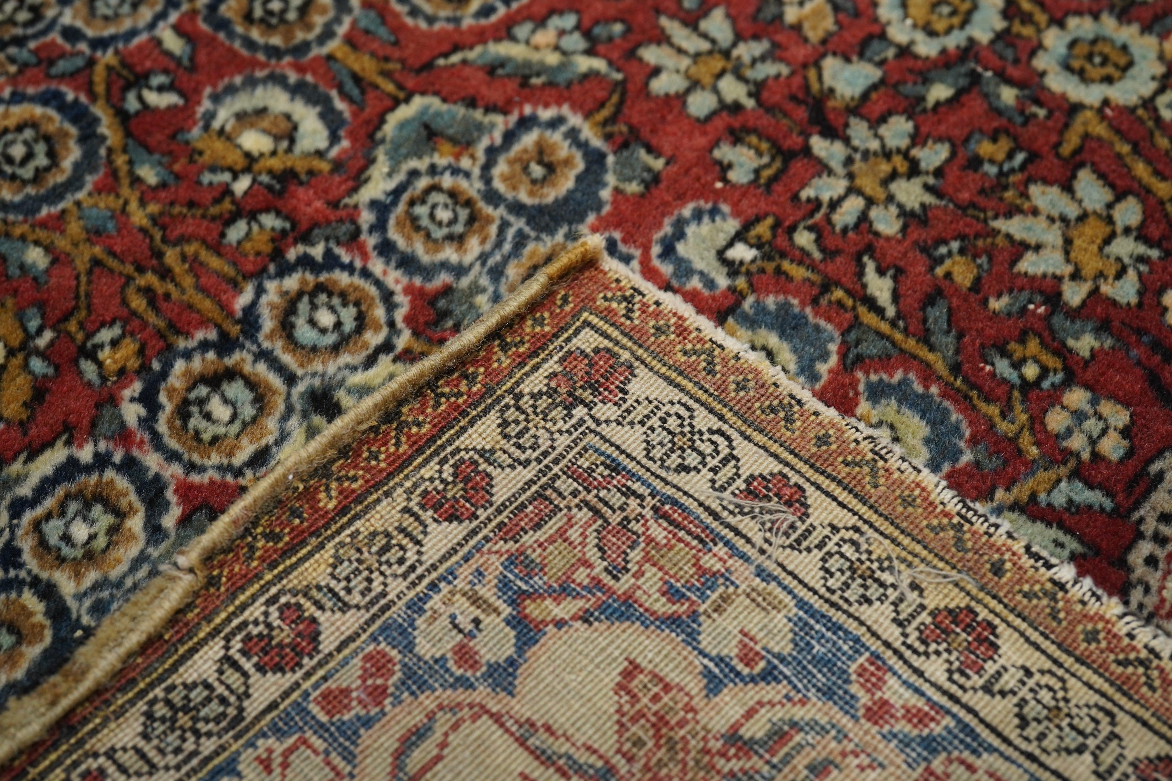 Antiker Mohtasham Kashan-Teppich 4'6'' x 6'10'' im Angebot 1
