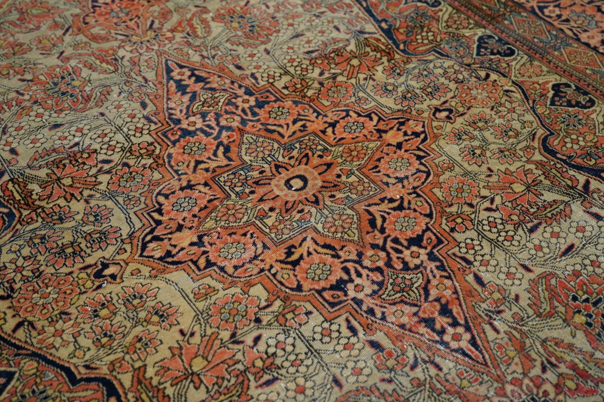 Antiker Mohtasham Kashan-Teppich 4'6'' x 6'6'' (Handgeknüpft) im Angebot