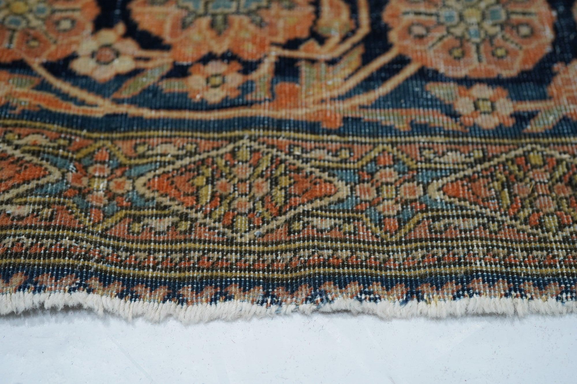 Antiker Mohtasham Kashan-Teppich 4'6'' x 6'6'' im Zustand „Gut“ im Angebot in New York, NY