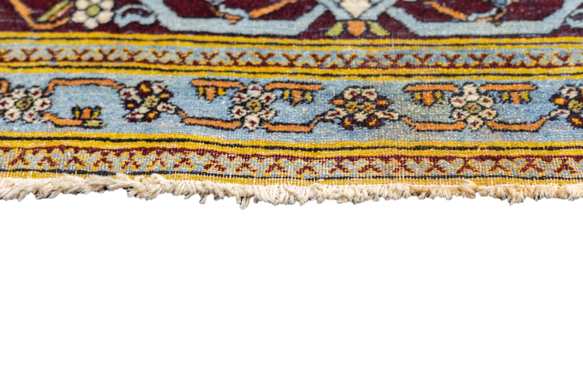 Antique Mohtasham Kashan Rug 4'9'' x 8'1'' In Good Condition For Sale In New York, NY