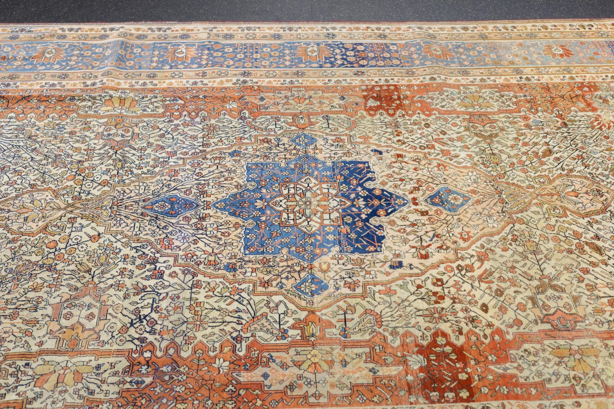Wool Antique Mohtasham Kashan Rug 7'1