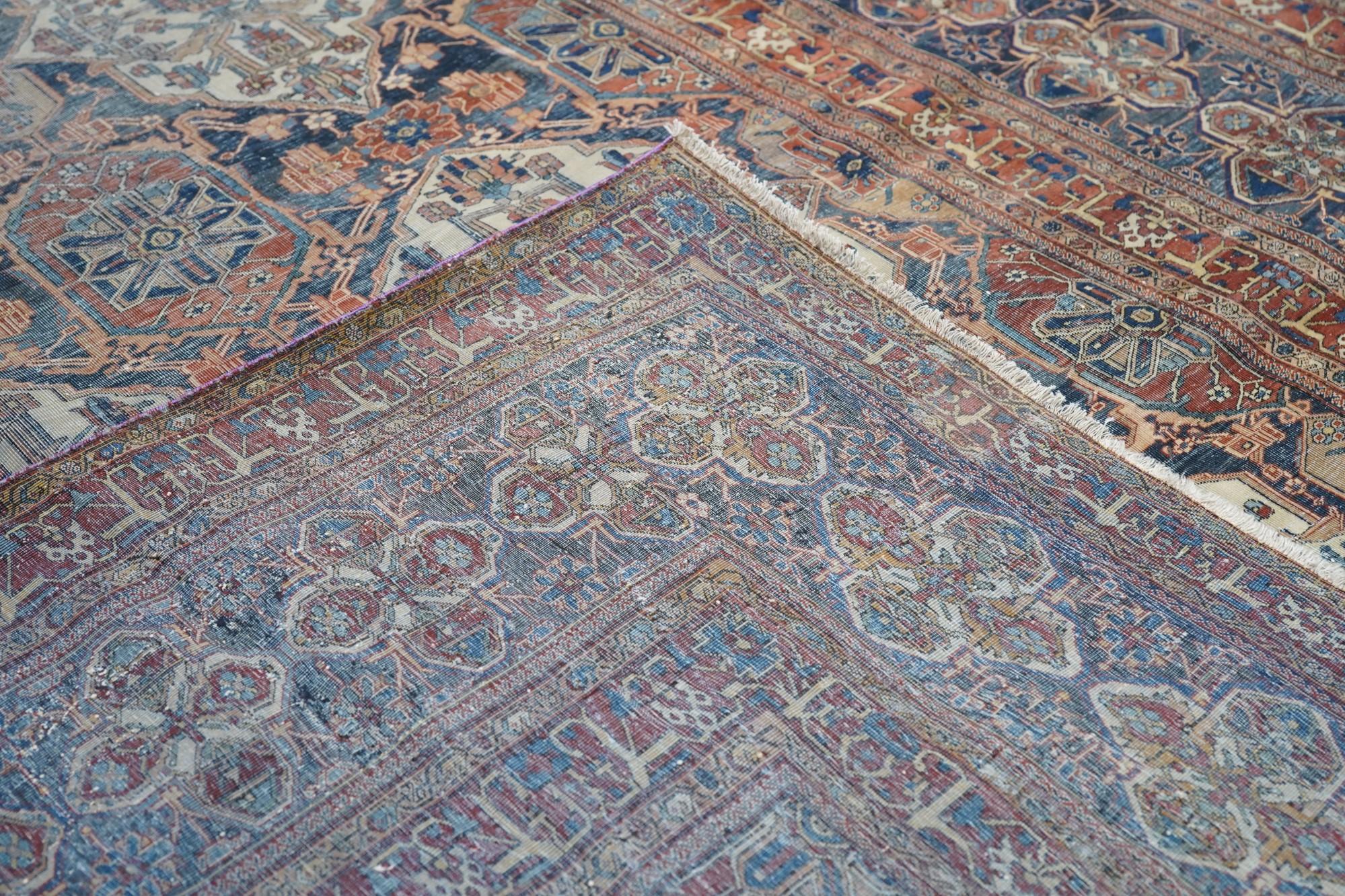 Antiker Mohtasham Kashan-Teppich 7'5'' x 10'1'' im Angebot 4