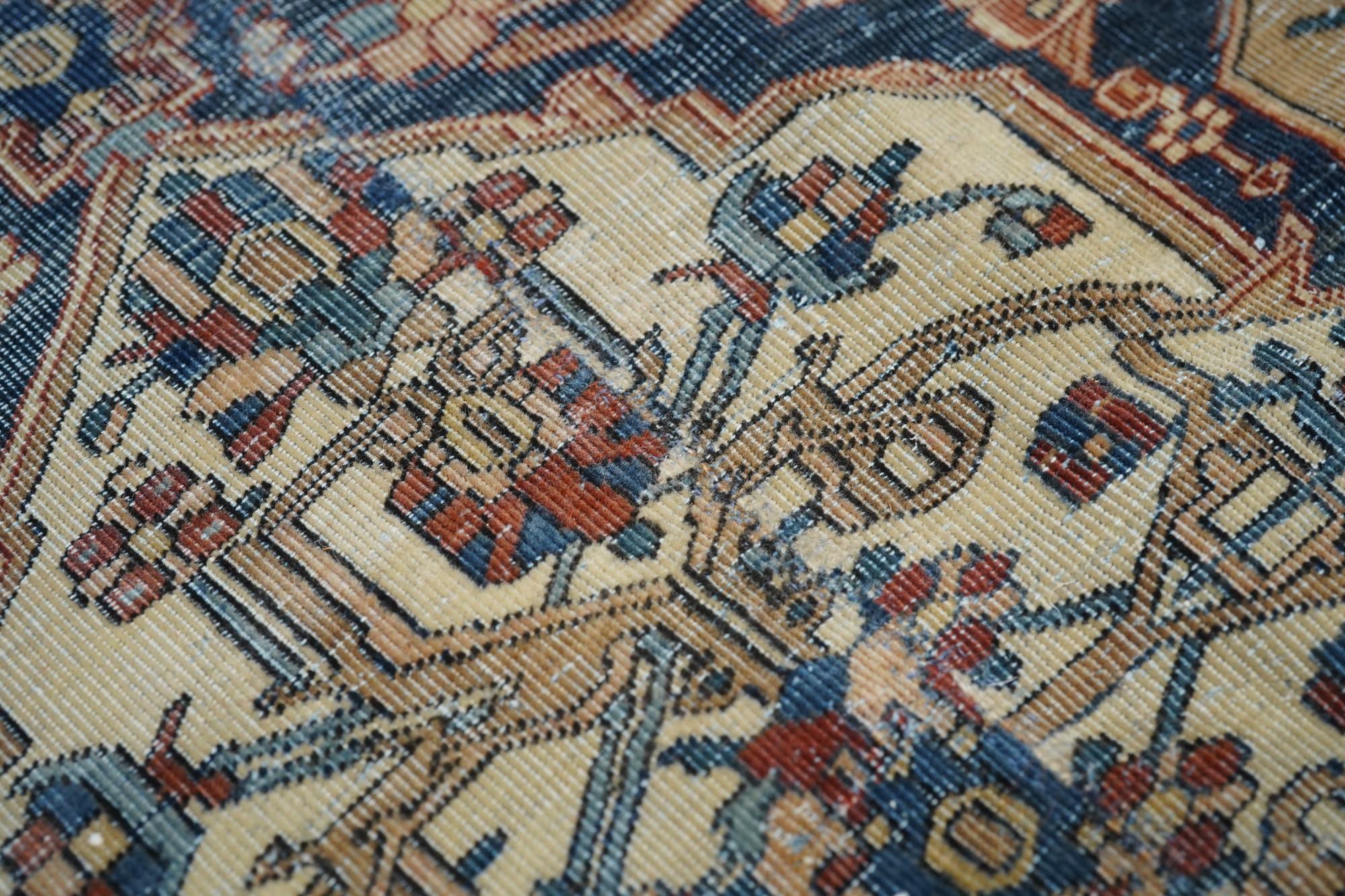 Antiker Mohtasham Kashan-Teppich 7'5'' x 10'1'' im Angebot 2