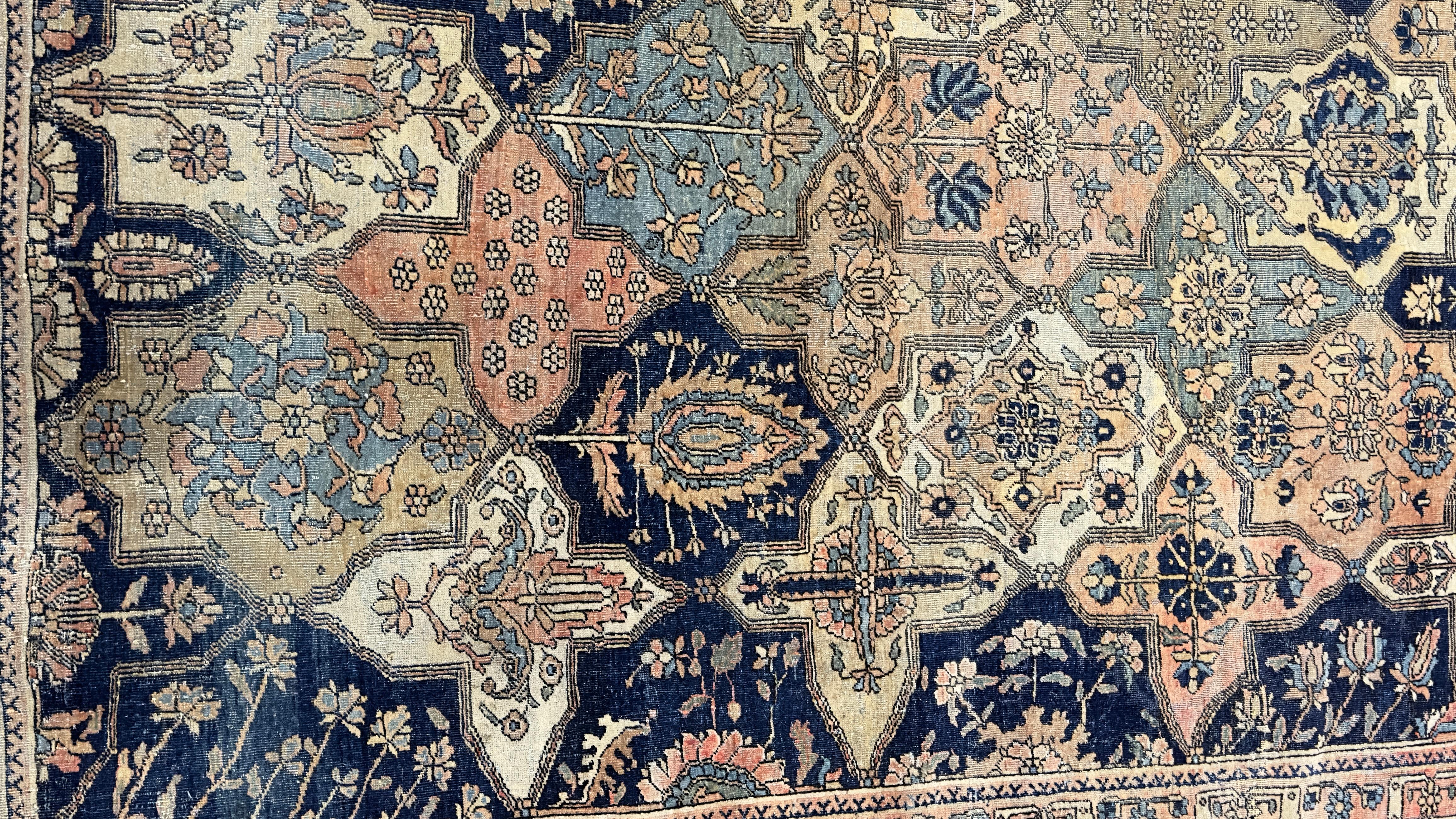 Antiker Mohtasham Kashan Teppich 8'4 x 11'3 (Handgeknüpft) im Angebot