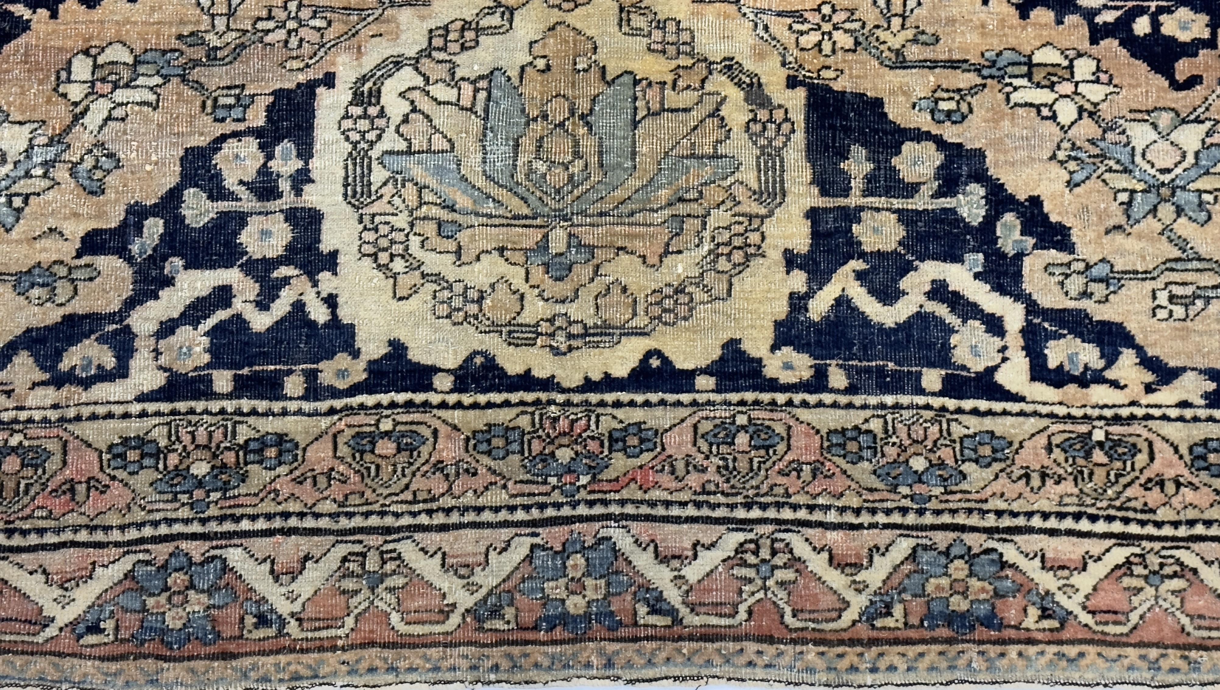 Antiker Mohtasham Kashan Teppich 8'4 x 11'3 im Zustand „Gut“ im Angebot in New York, NY