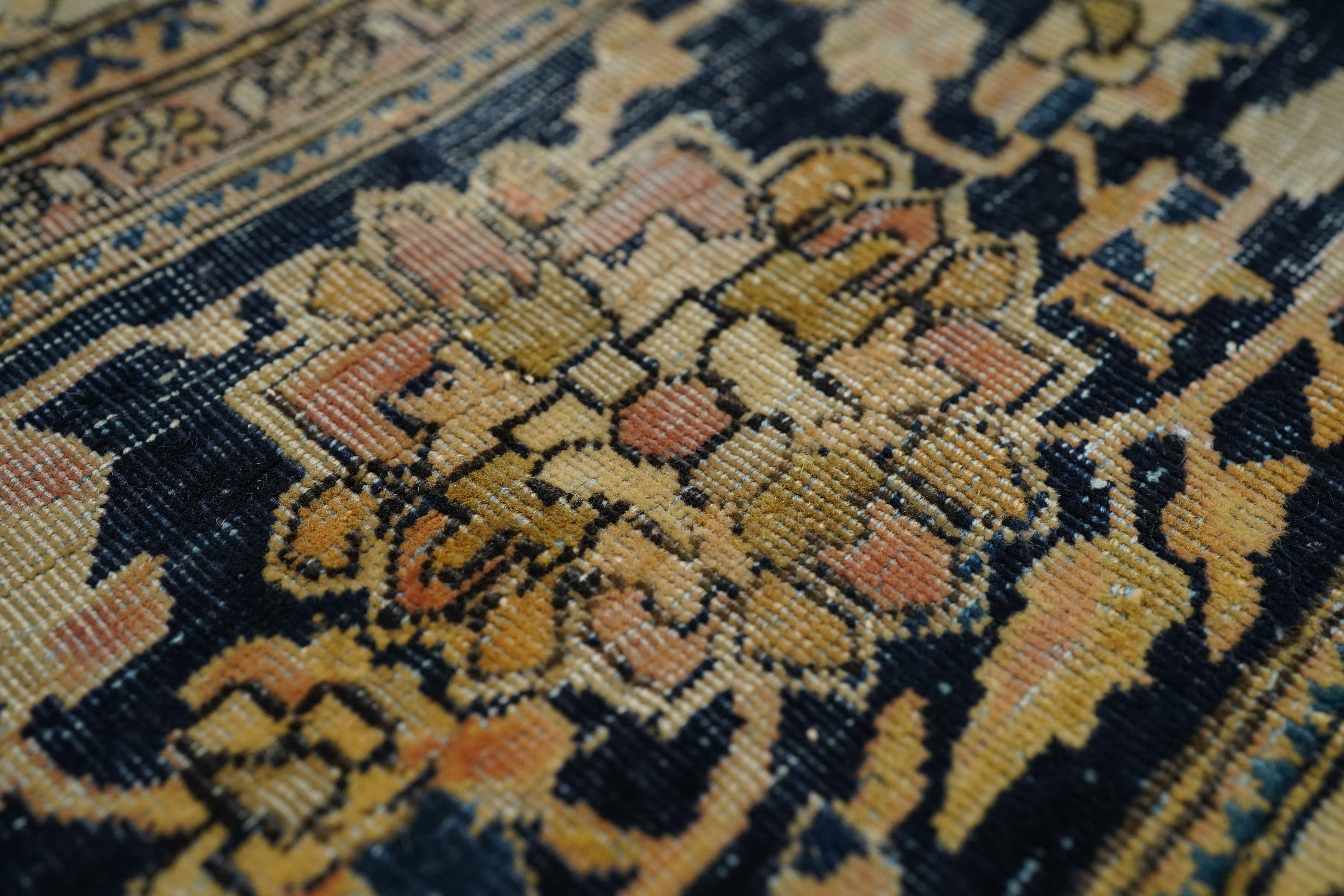 Tapis Mohtasham ancien 4'2'' x 6'9'' en vente 1