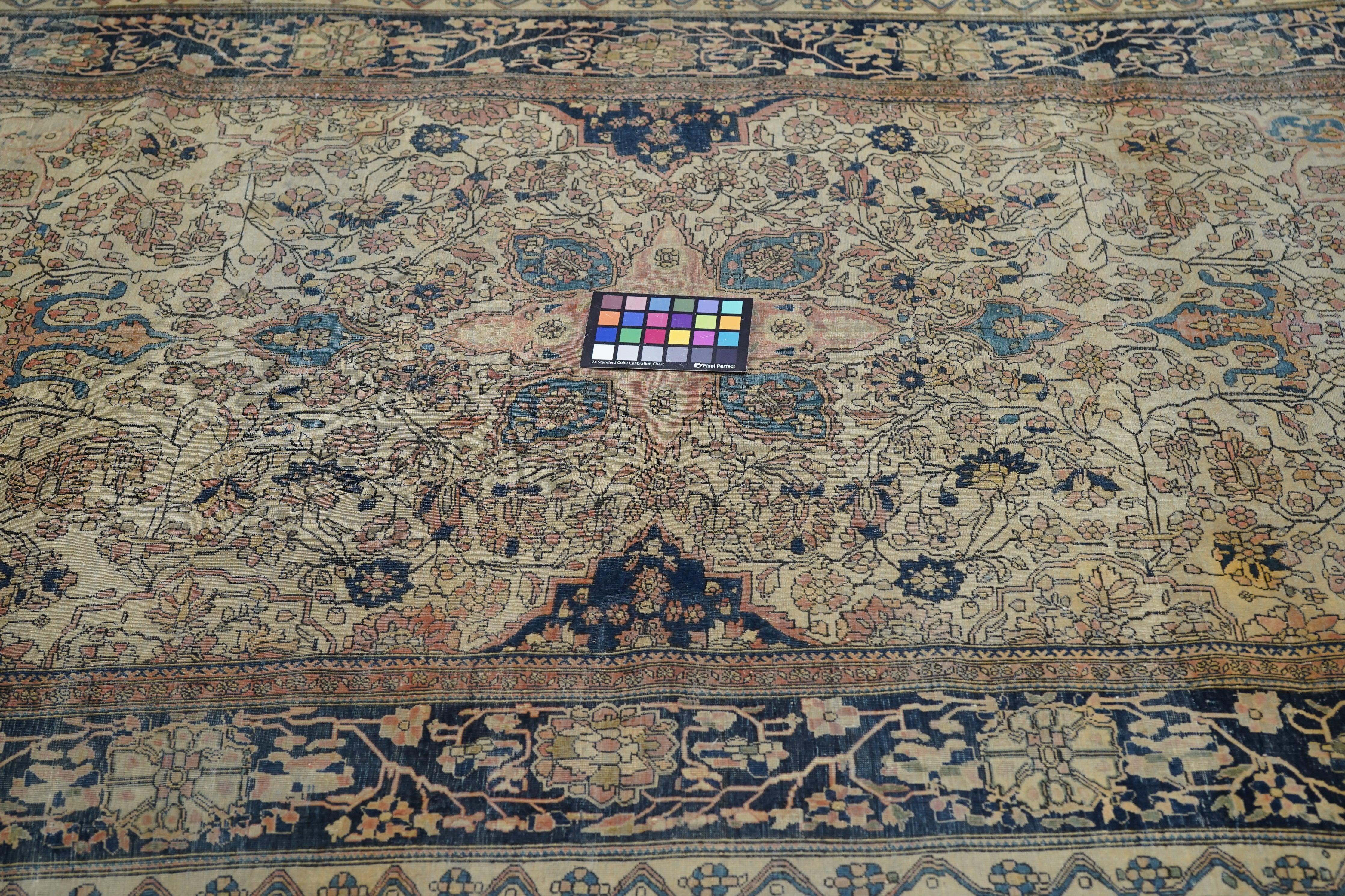 Tapis Mohtasham ancien 4'2'' x 6'9'' en vente 2