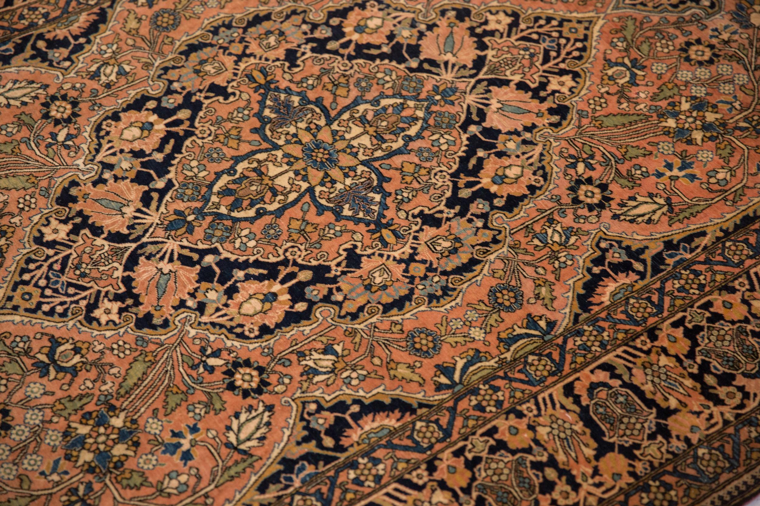 Antique Mohtashem Kashan Rug For Sale 3