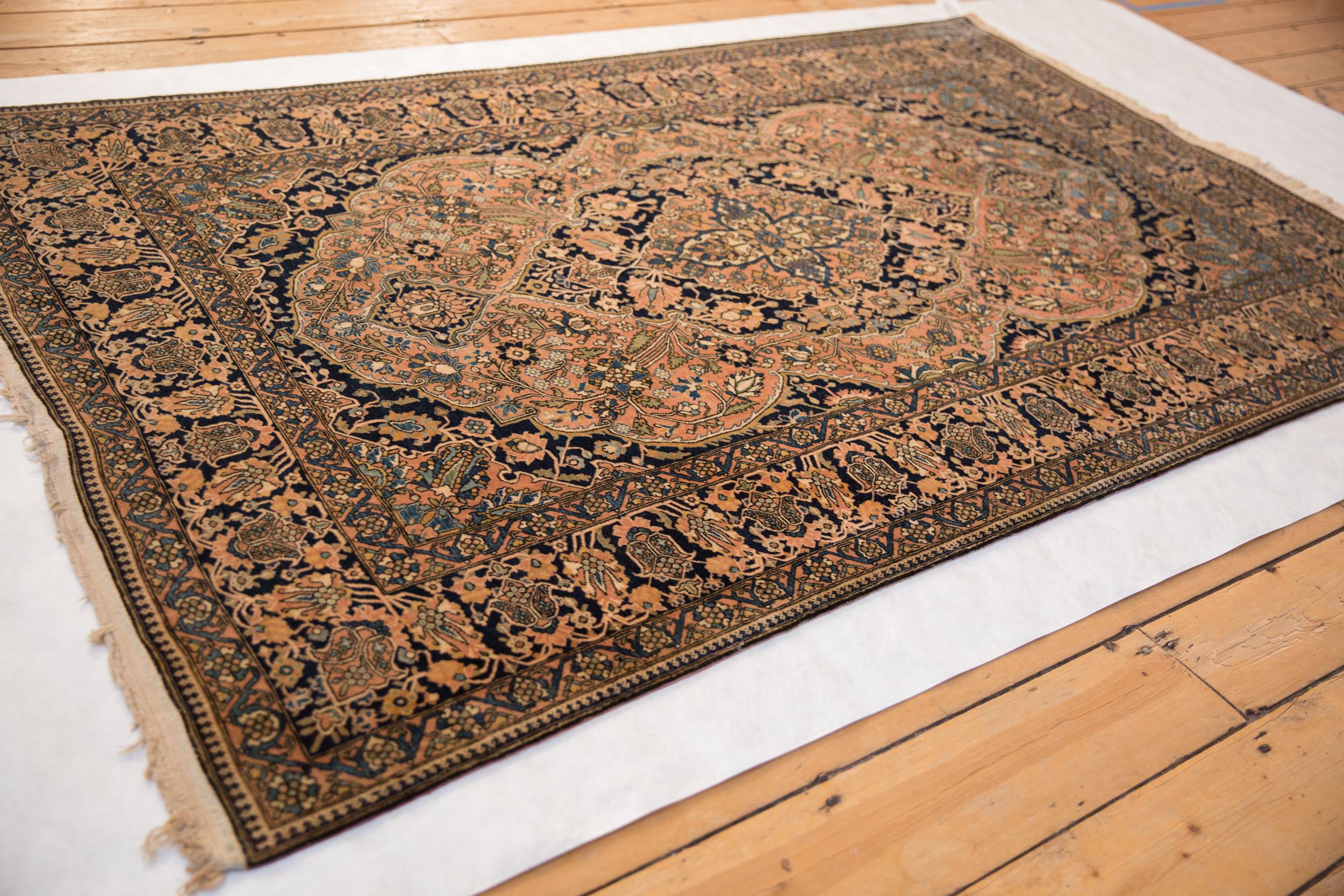 Antique Mohtashem Kashan Rug For Sale 2