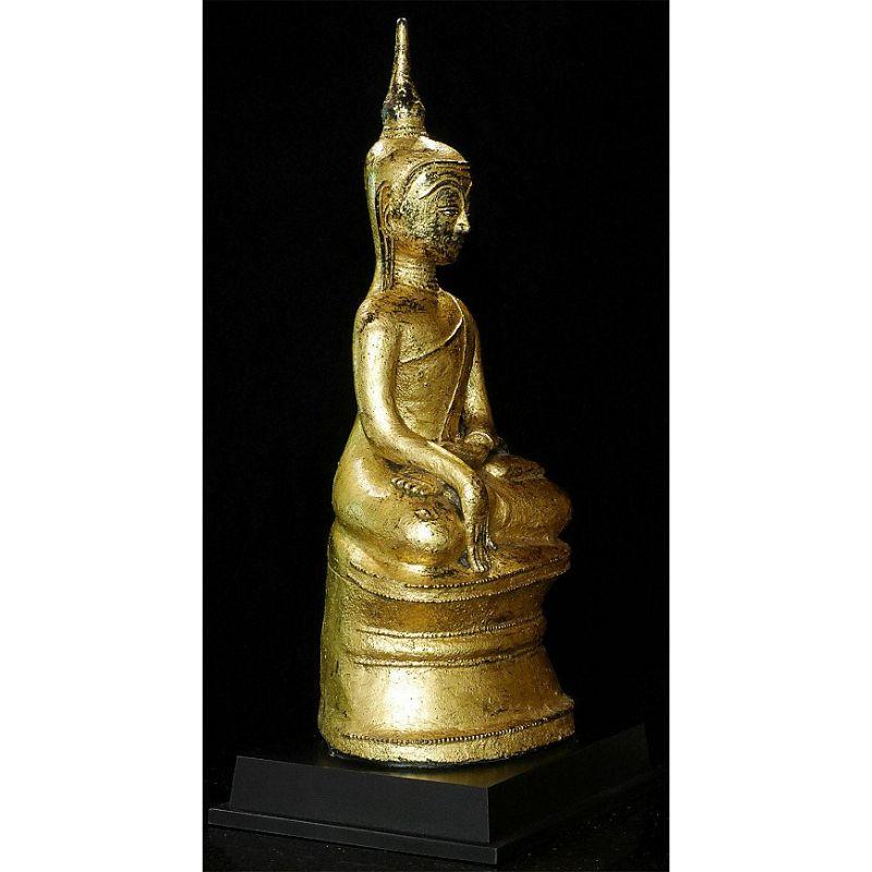 Antique Mon Buddha Statue from Burma In Good Condition For Sale In DEVENTER, NL