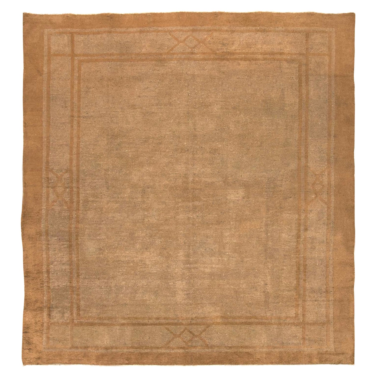 Antiker mongolischer Teppich. Größe: 3,23 m x 3,44 m im Angebot