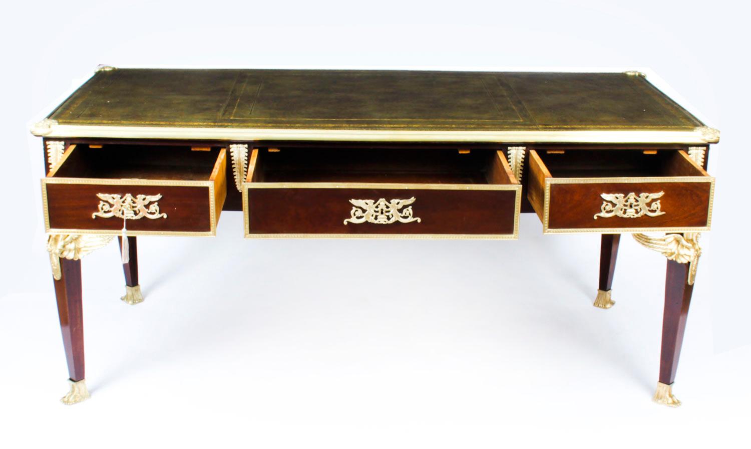 Ancienne table de bureau monumentale de style Empire français, Plat de bureau, 19ème siècle en vente 8