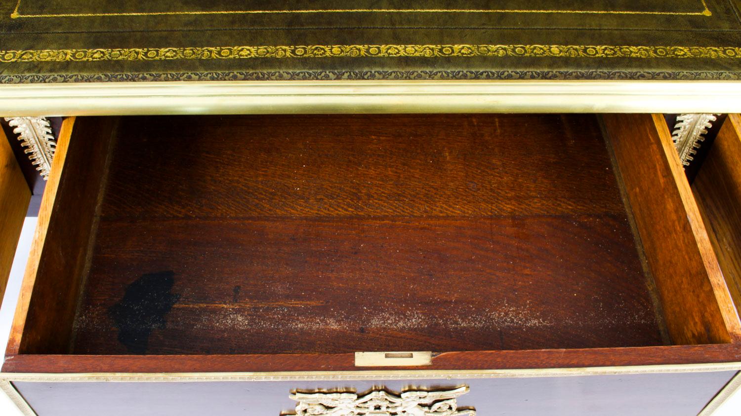 Antiker, monumentaler französischer Empire-Büroplatten-Schreibtisch, 19. Jahrhundert im Angebot 11