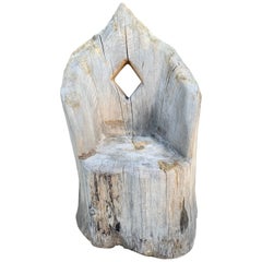 Antica sedia monumentale a tronco d'albero svedese intagliata a mano, XIX secolo