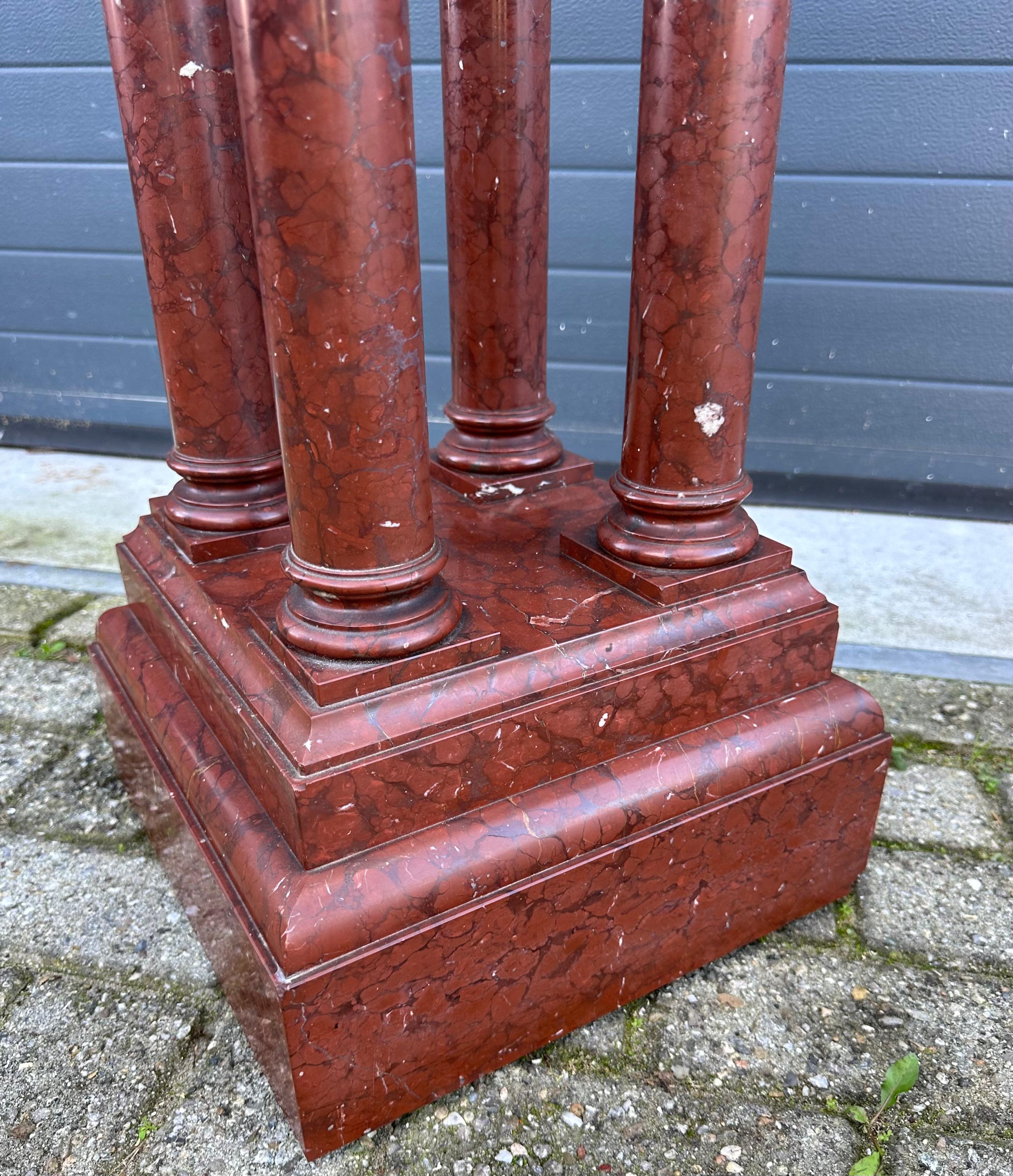 Antike & Monumental Hand Crafted Rouge Griotte Marmor Säulen The Pedestal Stand im Angebot 5