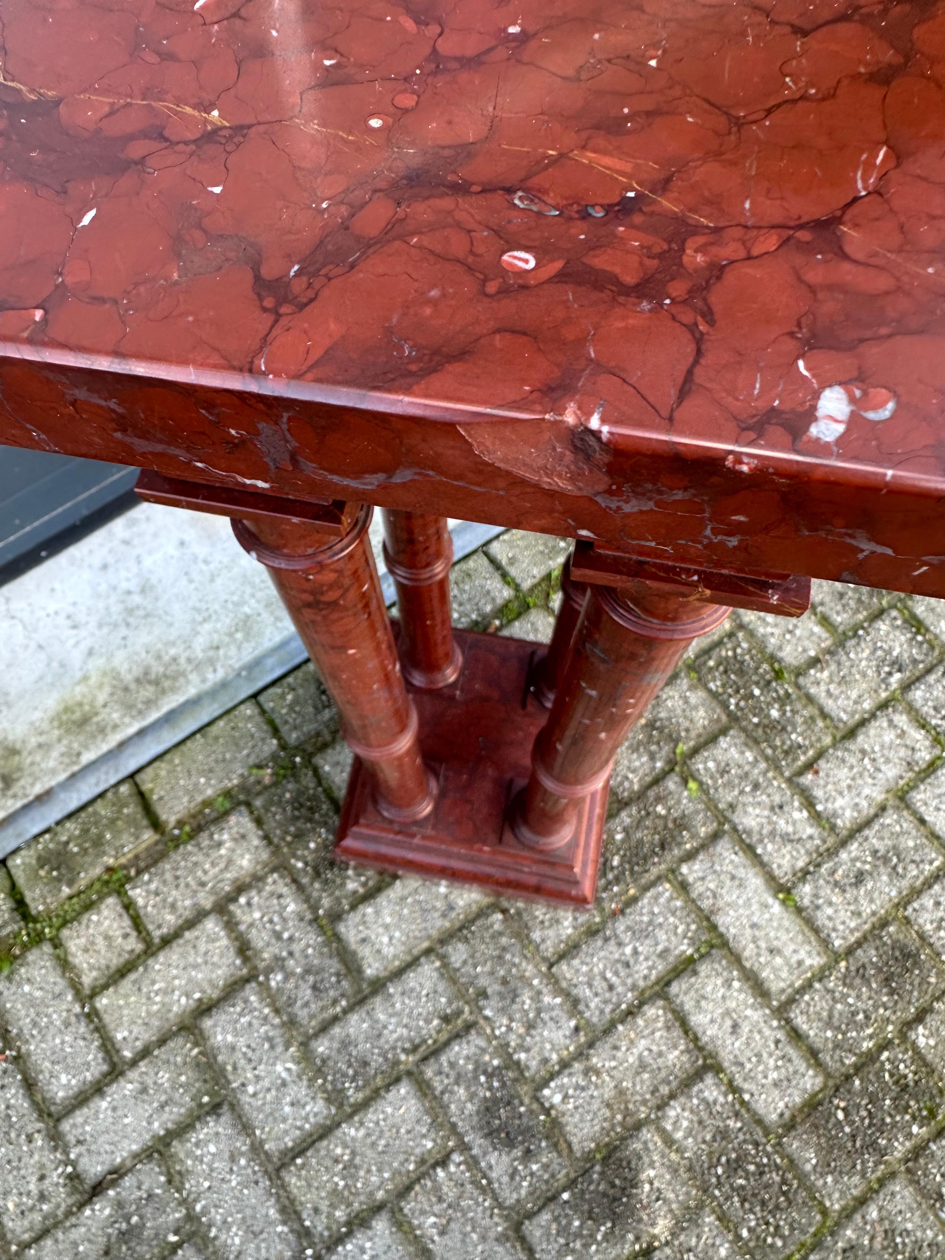 Antike & Monumental Hand Crafted Rouge Griotte Marmor Säulen The Pedestal Stand im Angebot 12