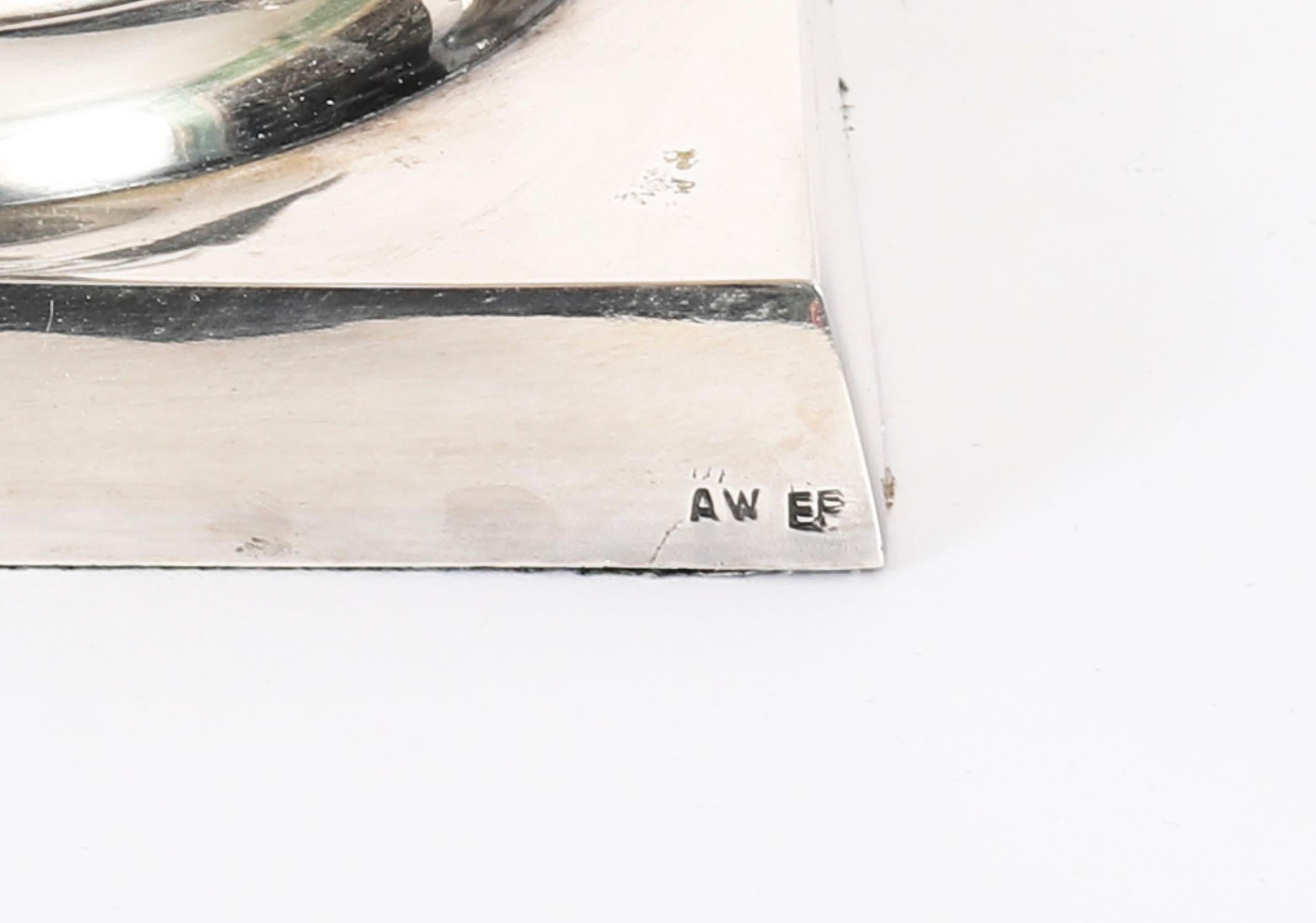 Antica coppia monumentale di lampade da tavolo Art Deco placcate in argento del XX secolo in vendita 3