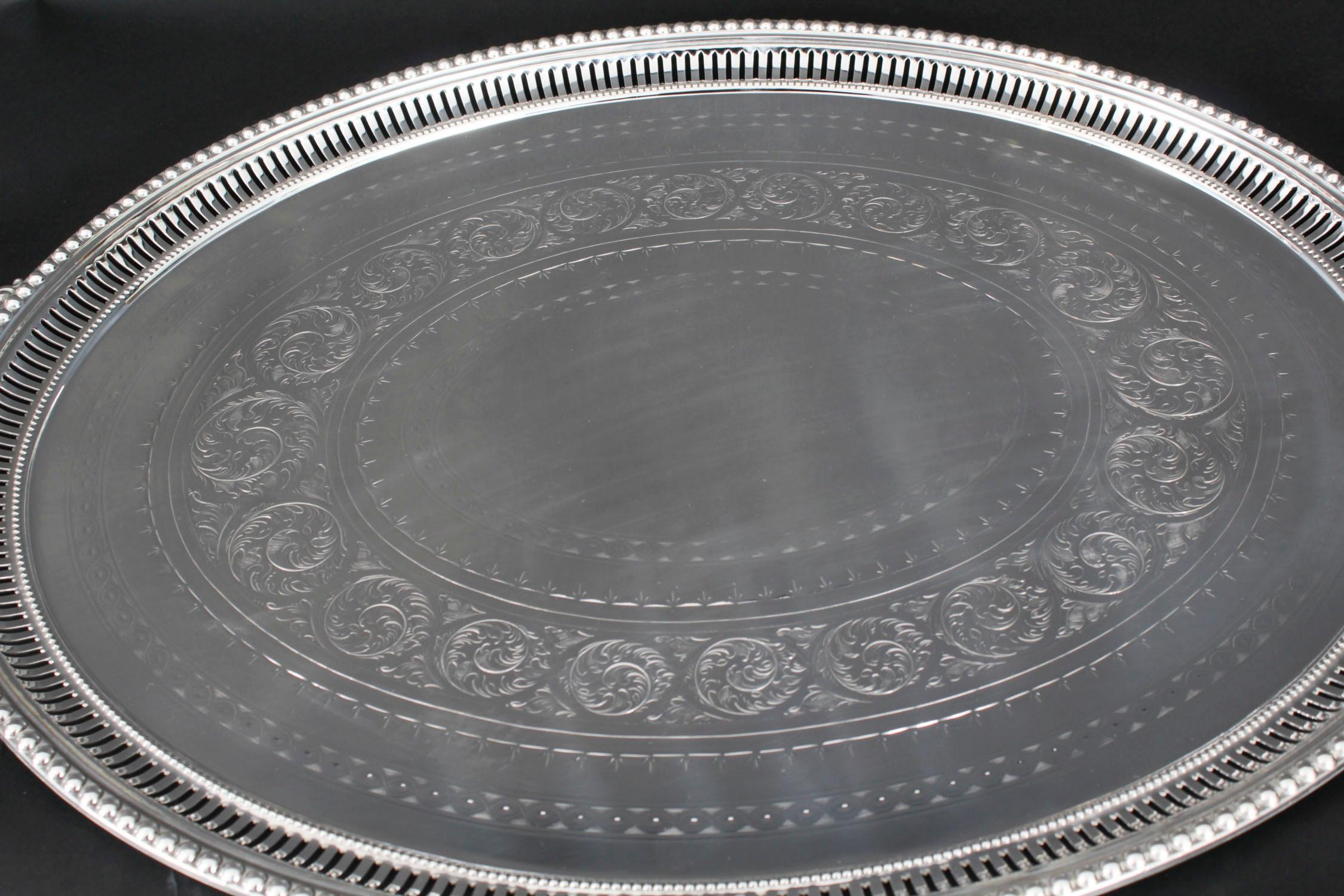 Antico Vassoio ovale monumentale vittoriano placcato in argento 1880 XIX secolo in vendita 3