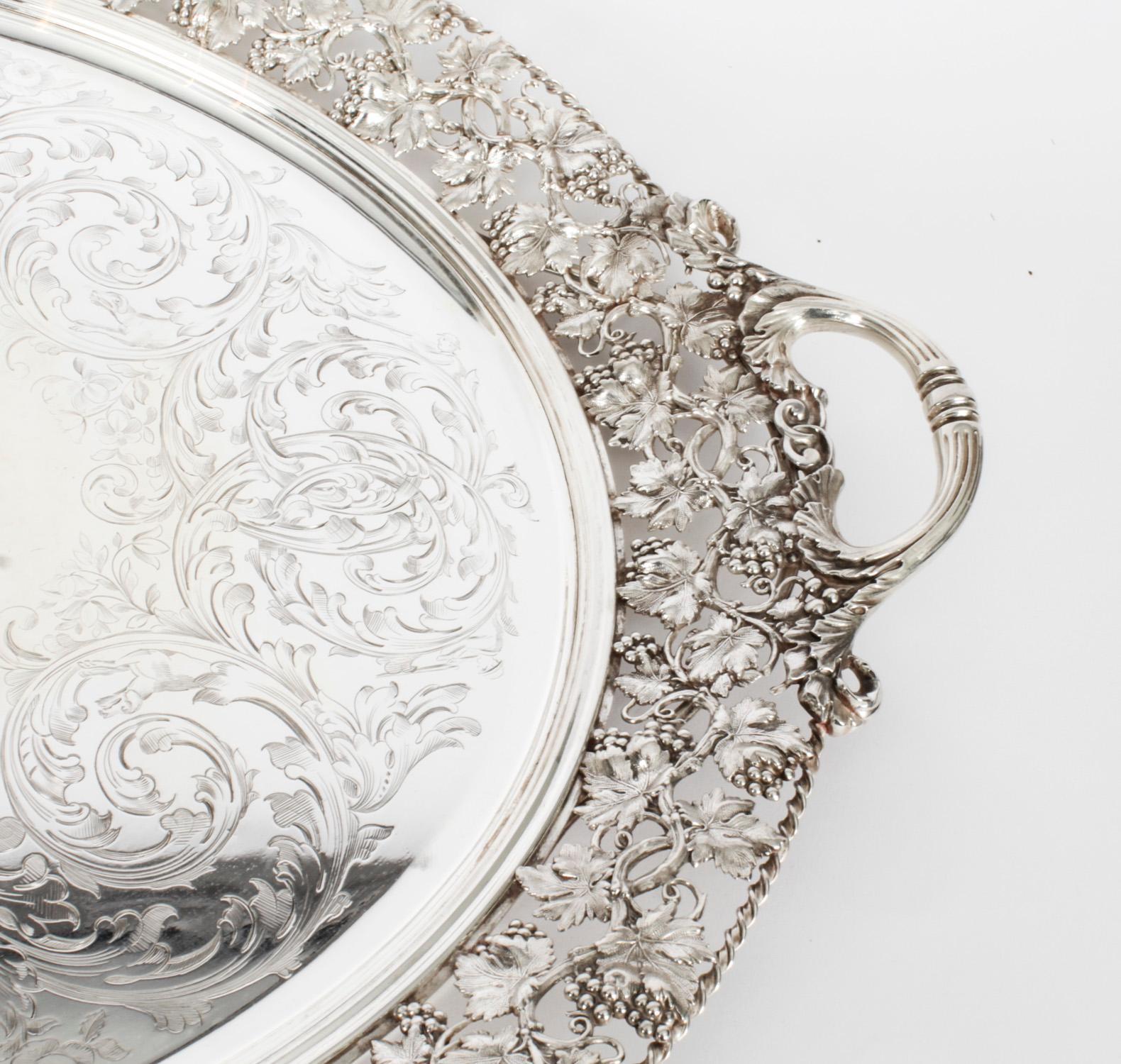 English Antique Monumental Victorian Oval Silver Plated Tray 19th Century For Sale