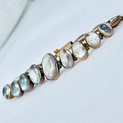 Pulsera antigua de piedra lunar y oro de 9 quilates