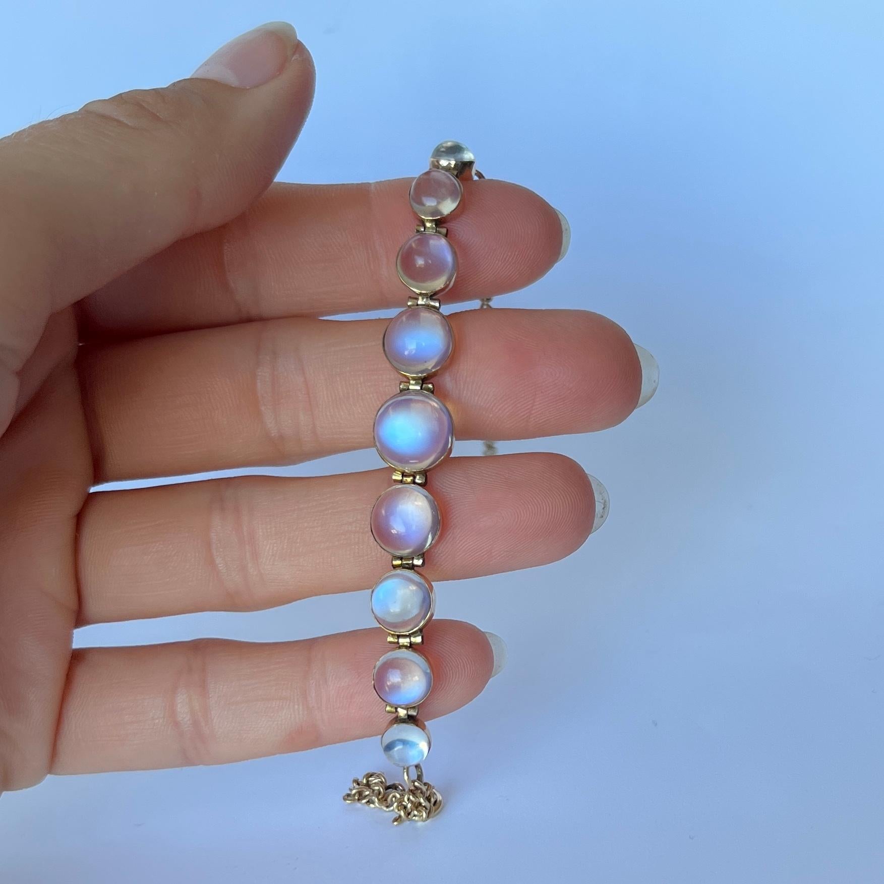Pulsera antigua de piedra lunar y oro de 9 quilates Cabujón en venta
