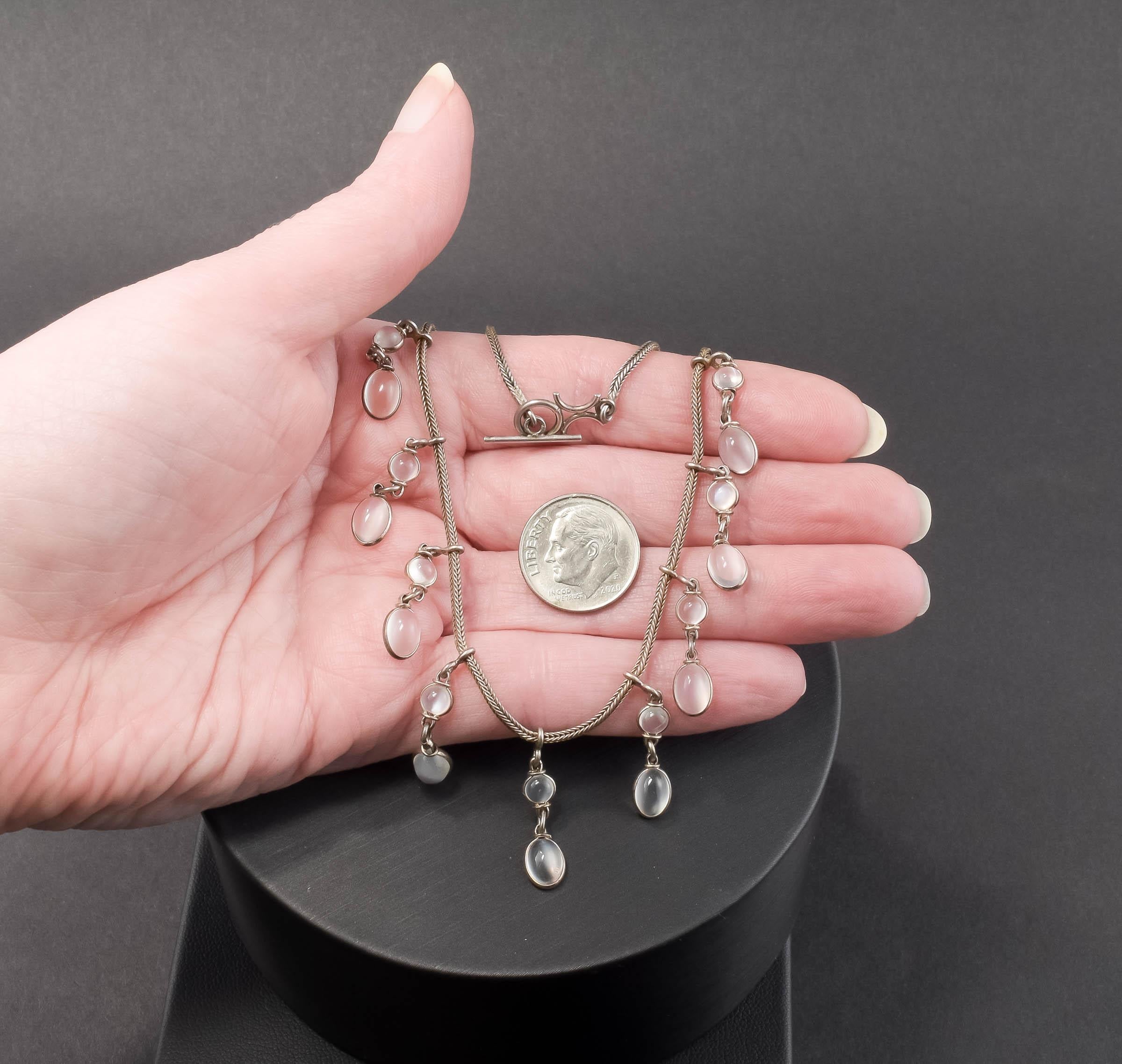 Antike Mondstein Cabochon Tropfen Fransen Feston Silber Halskette Damen im Angebot