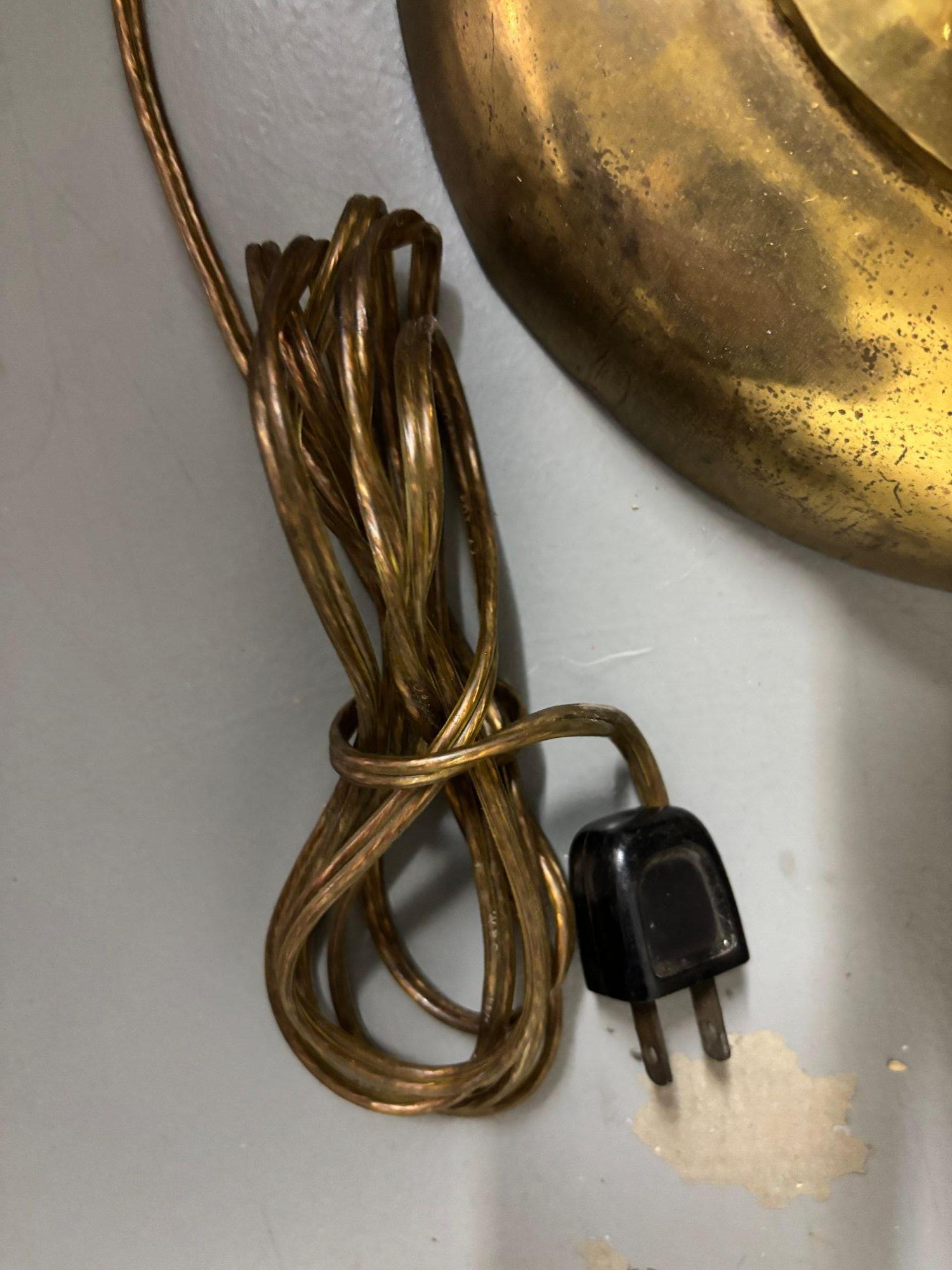 Antique Moorish Brass Table Lamp with Arabic Script For Sale 3