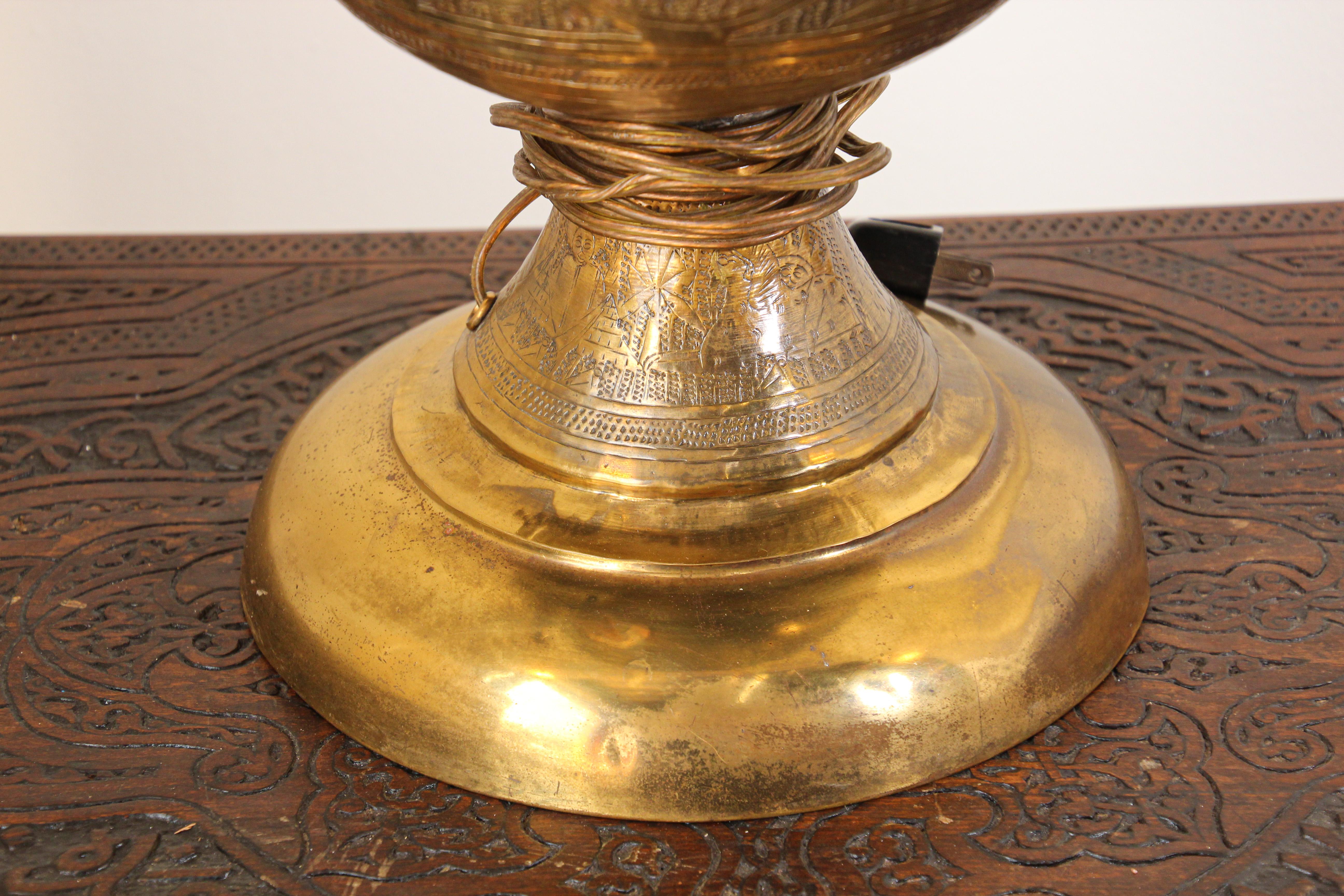 Antique Moorish Brass Table Lamp with Arabic Script In Good Condition For Sale In North Hollywood, CA