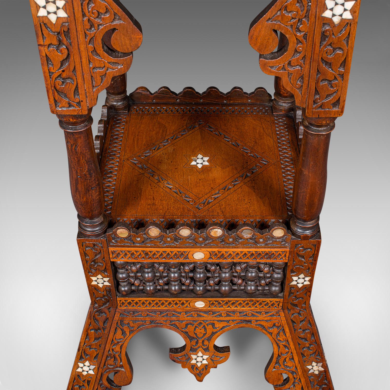 Ancien Stand de jardinière mauresque, Teck du Moyen-Orient, Podium de jardinière, Victorien en vente 4