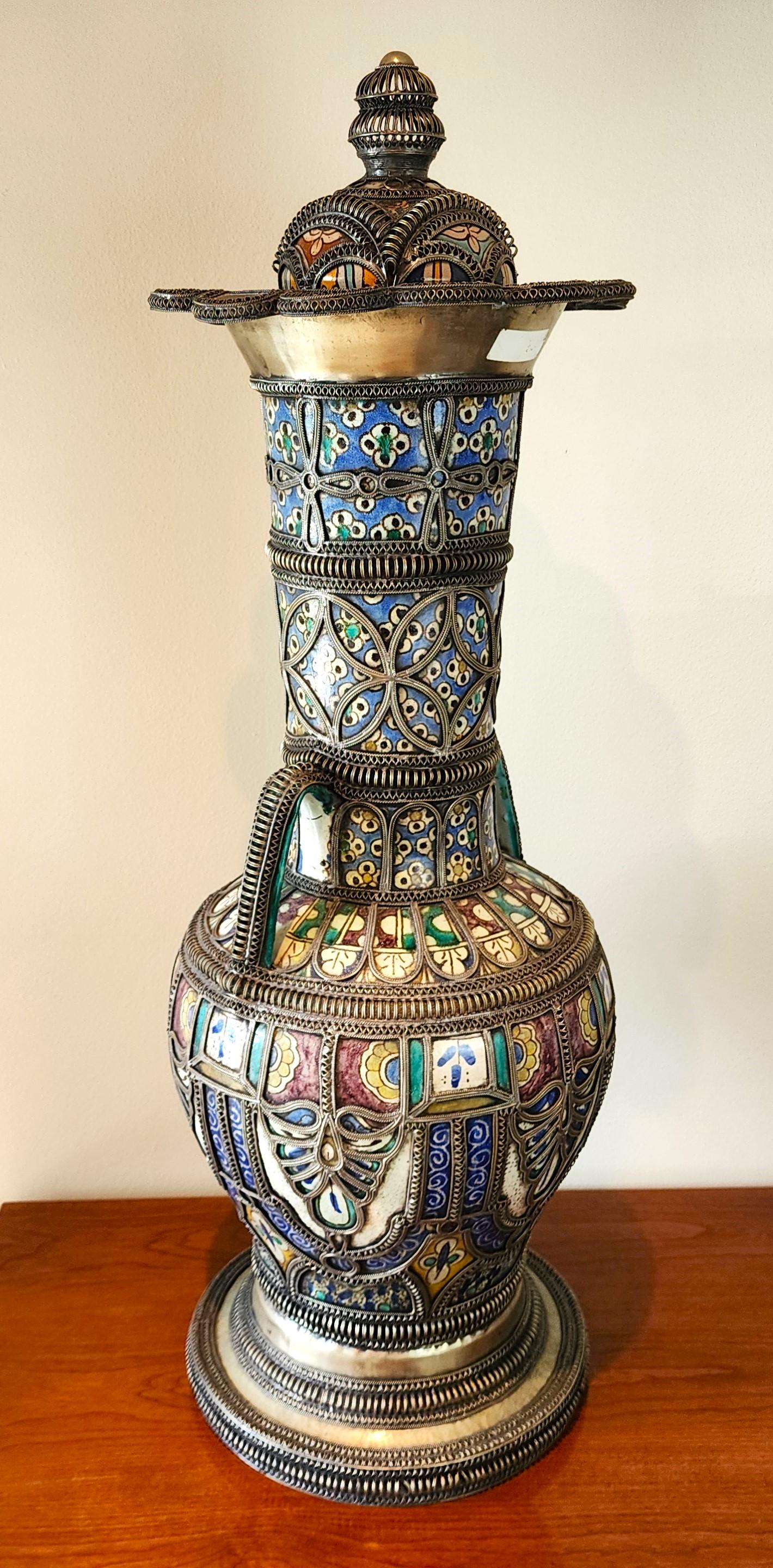 Antike maurische marokkanische Bodenvase aus Keramik im Angebot 6