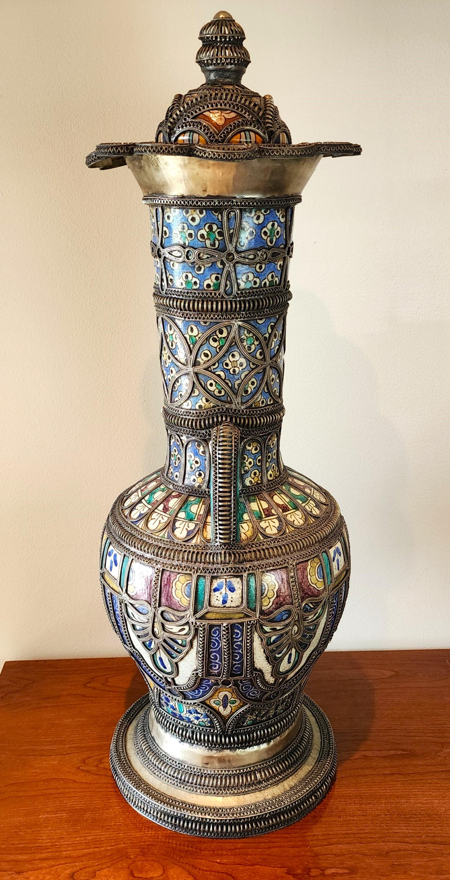 Antike maurische marokkanische Bodenvase aus Keramik im Angebot 7