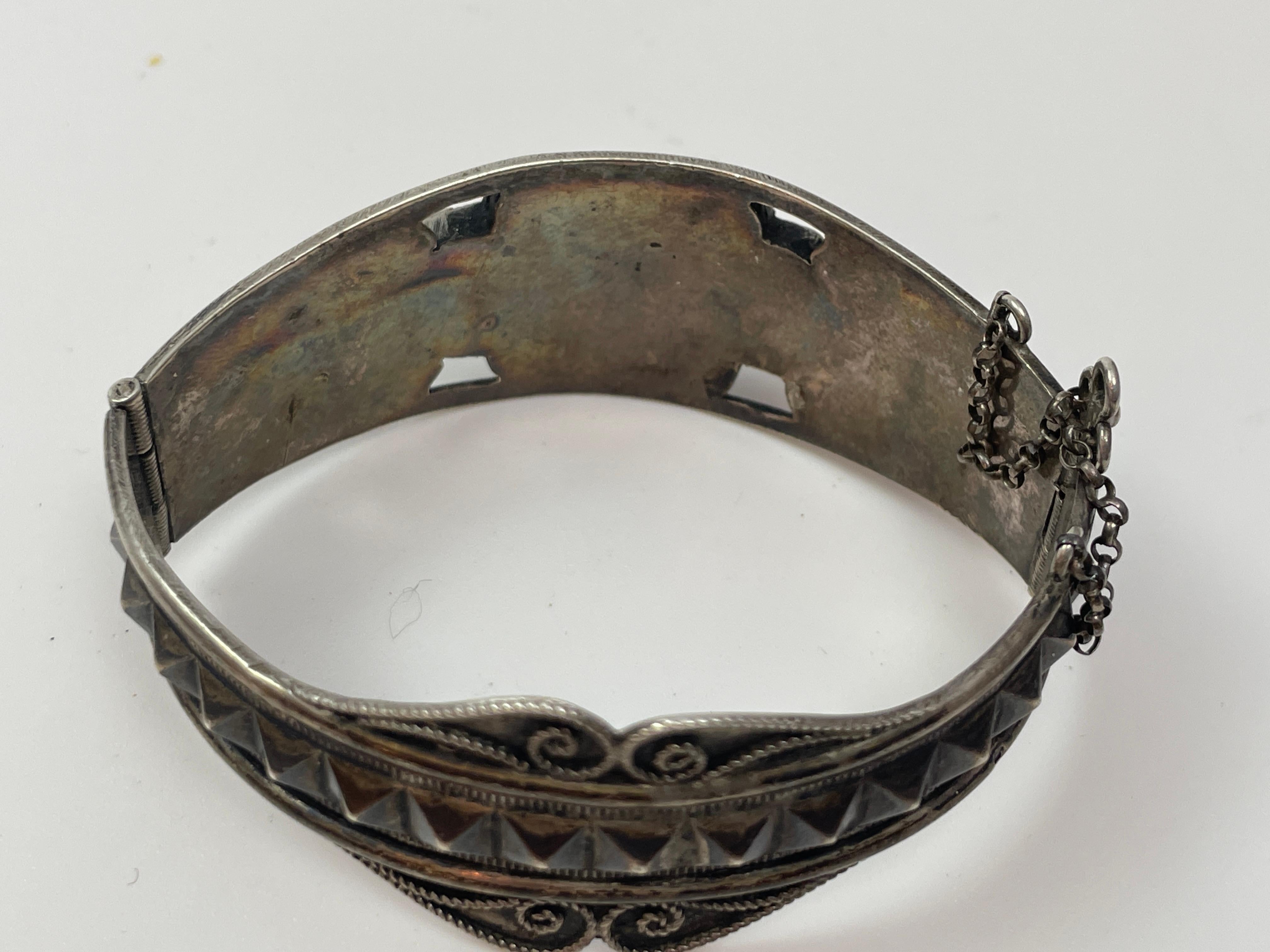 Women's or Men's Antique Moorish North African Silver Cuff Bracelet For Sale