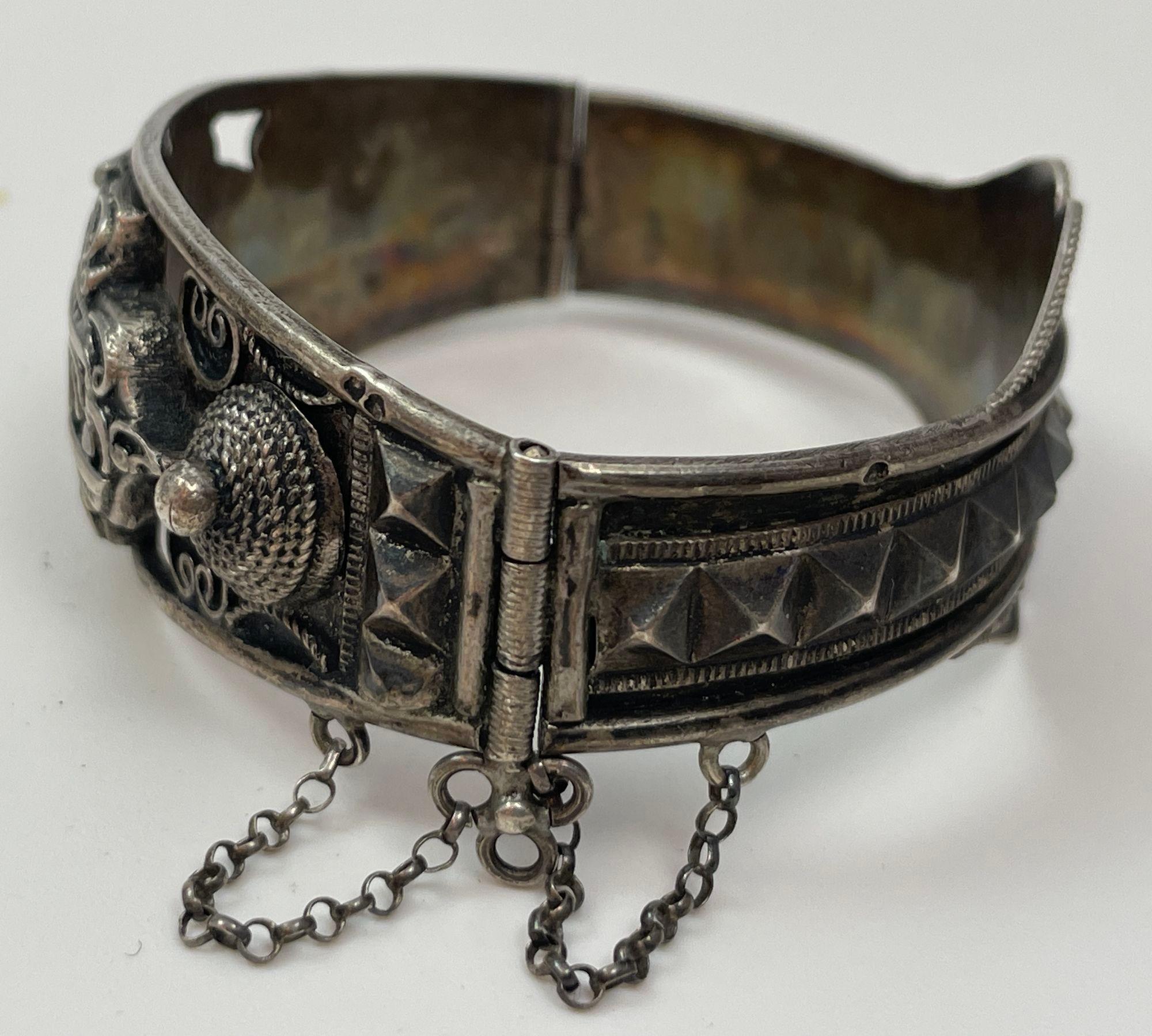 20th Century Antique Moorish North African Silver Cuff Bracelet For Sale