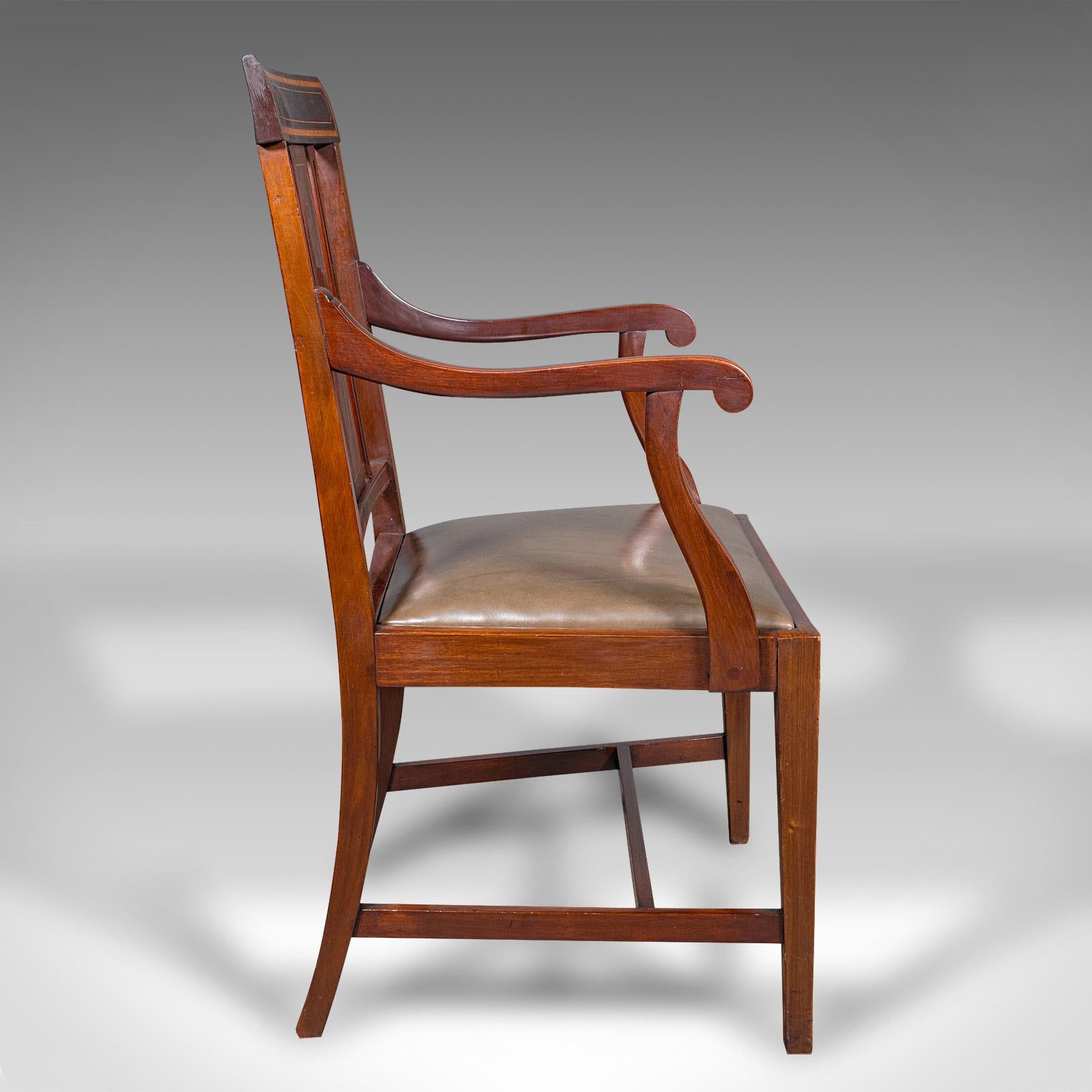 Silla auxiliar de salón antigua, asiento acodado de nogal inglés, Shoolbred, eduardiana Eduardiano en venta