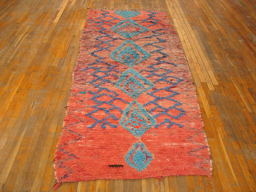 Vintage Moroccan Boucherouitte carpet
4'