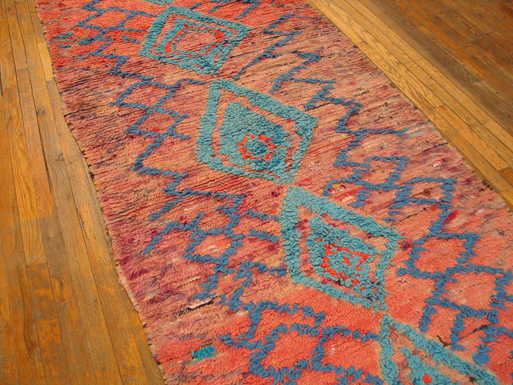 Vintage Moroccan Boucherouitte carpet In Good Condition For Sale In New York, NY