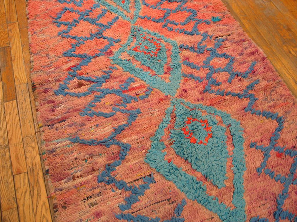 Alfombra marroquí Boucherouitte de mediados del siglo XX ( 4' x 9'6