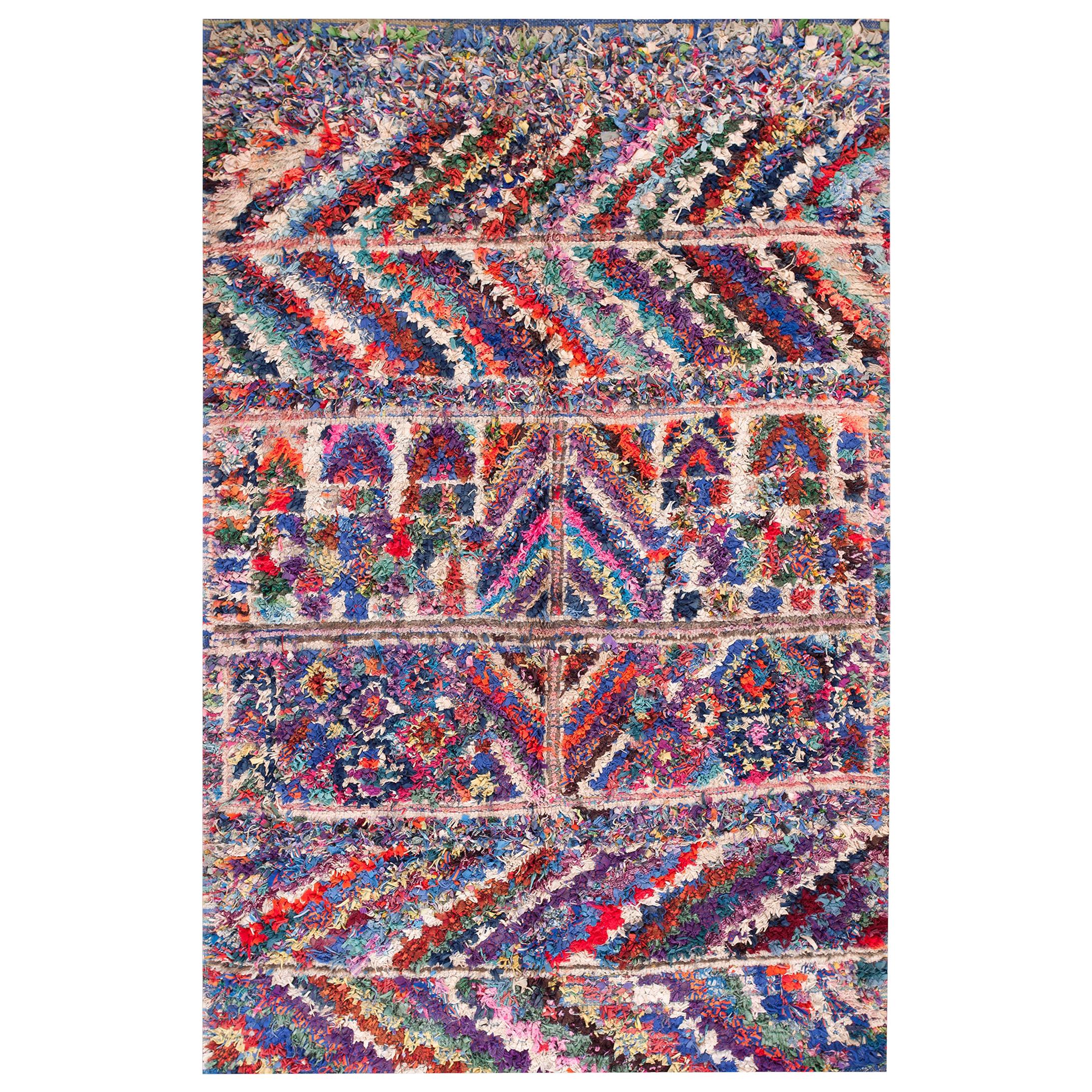Antiker marokkanischer Boucherouitte-Teppich