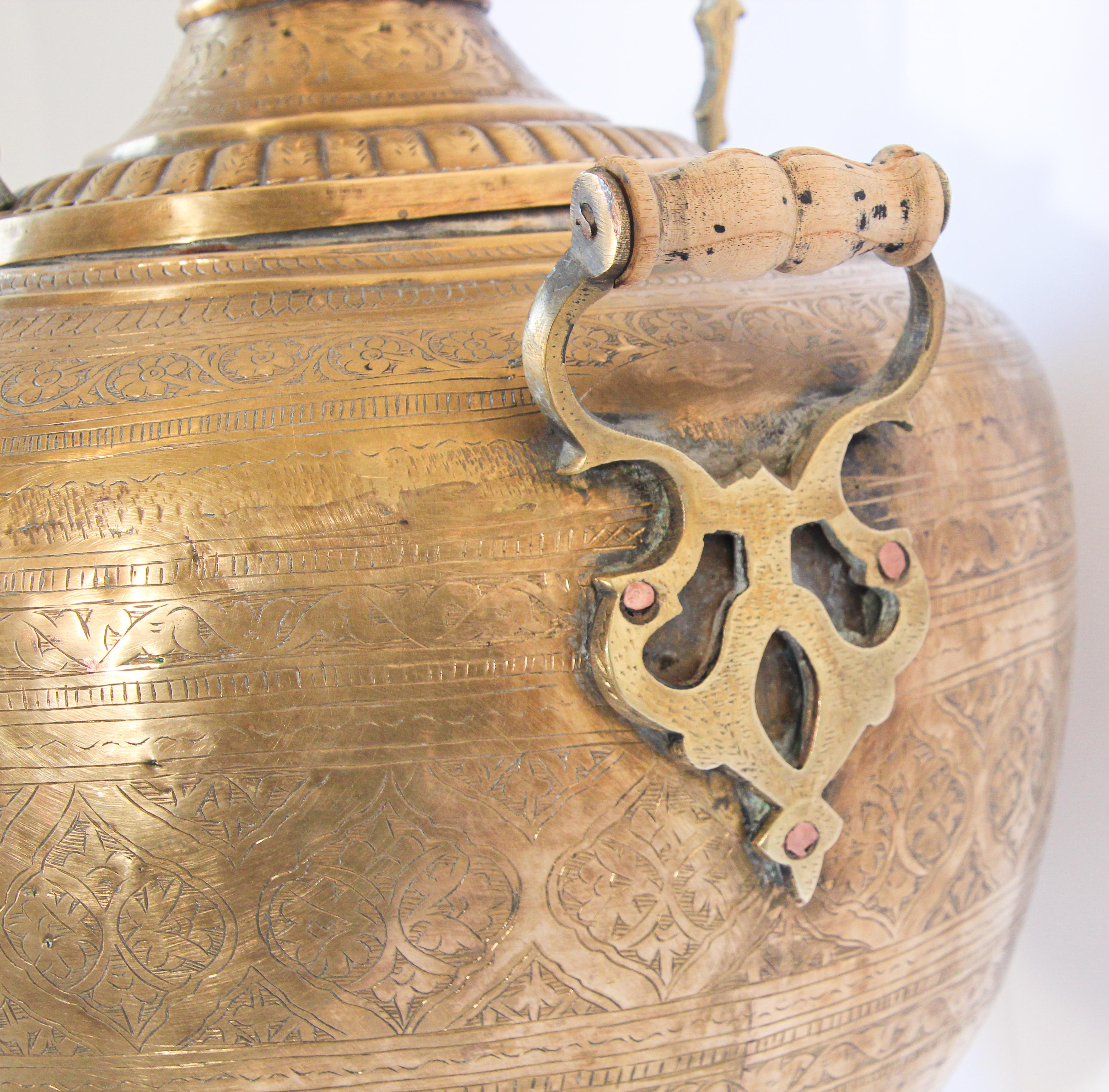Antique Mughal Indian Brass Samovar For Sale 6