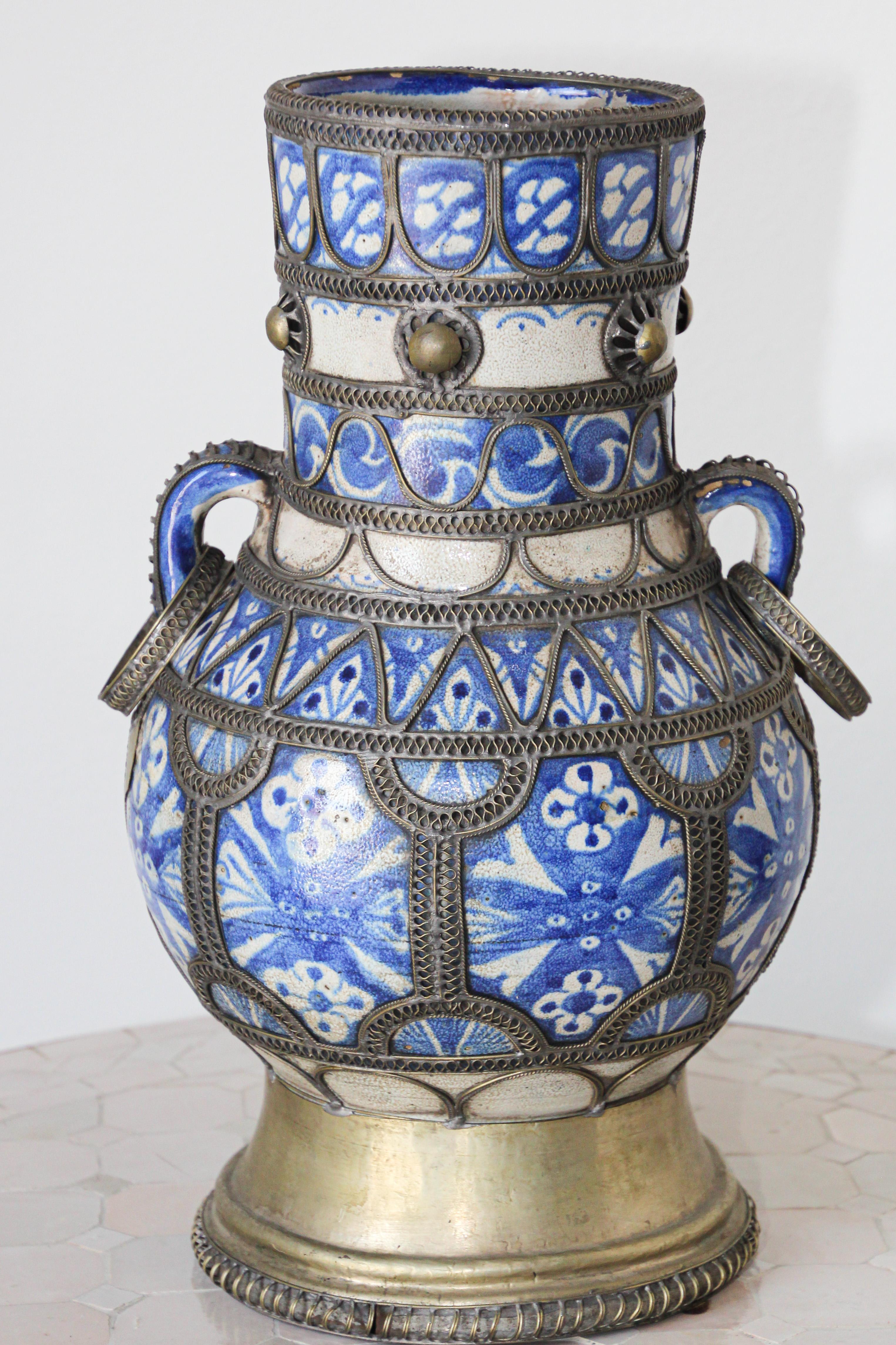 Antique Moroccan Ceramic Moorish Vase 4