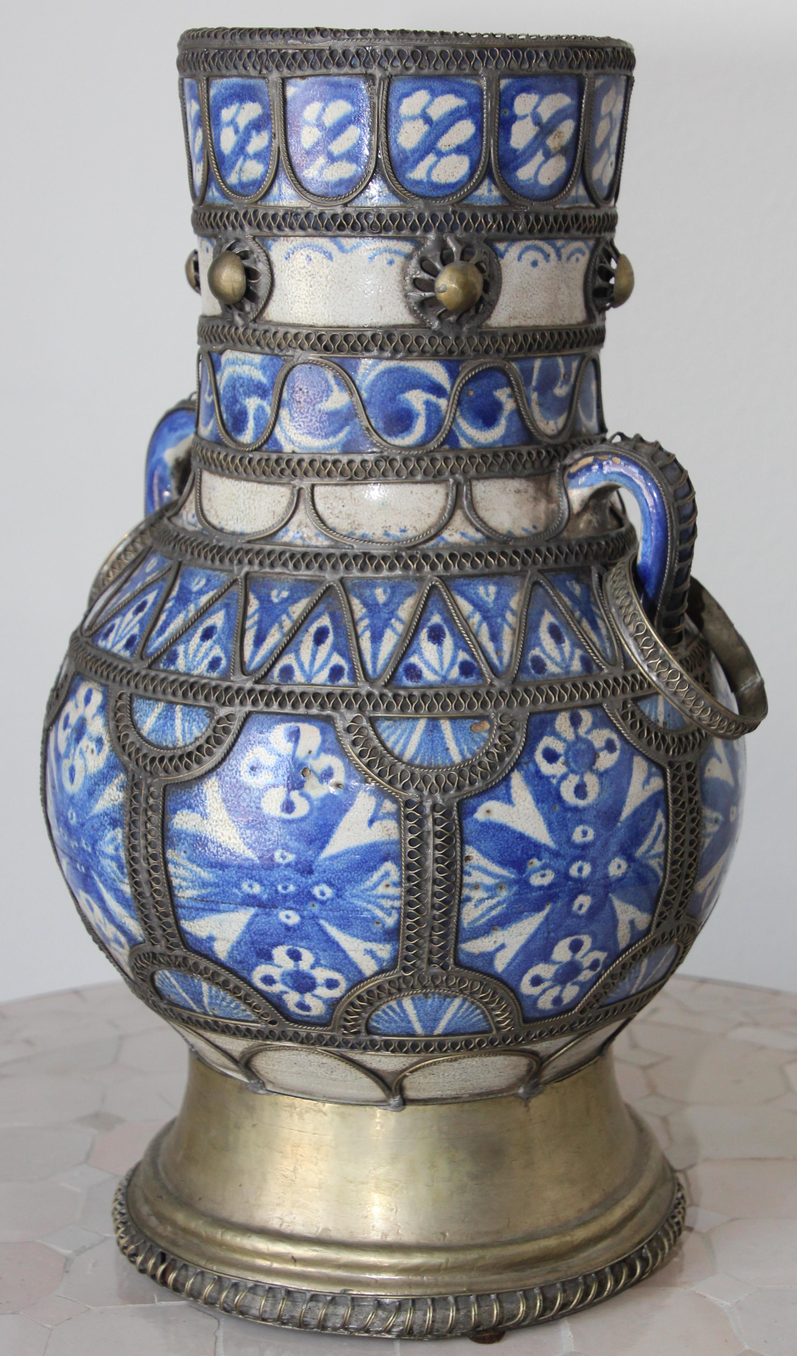 Antique Moroccan Ceramic Moorish Vase 10