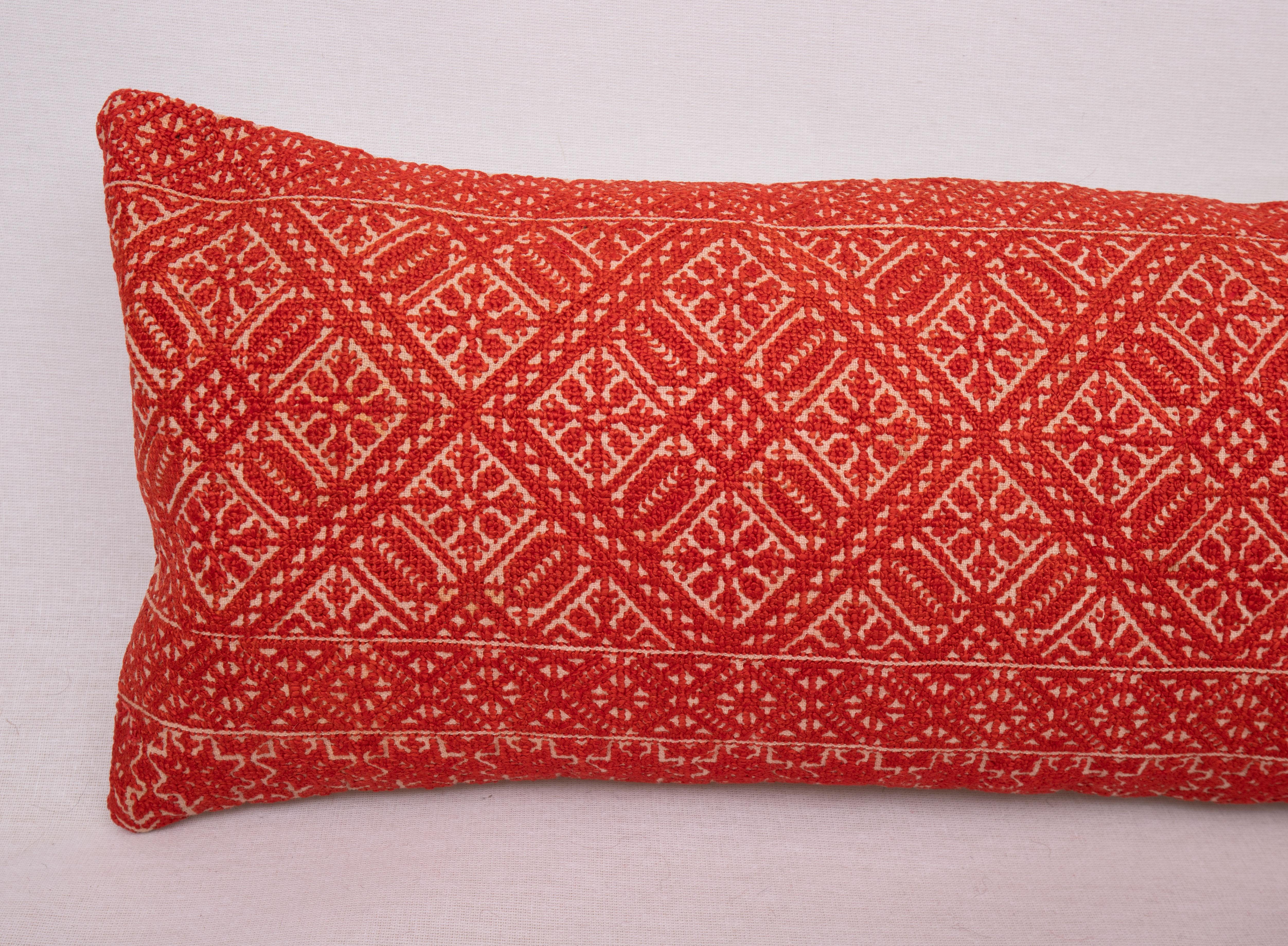Antique Moroccan Fez Embroidery Kidney Pillow Case, Early 20th Century In Good Condition For Sale In Istanbul, TR