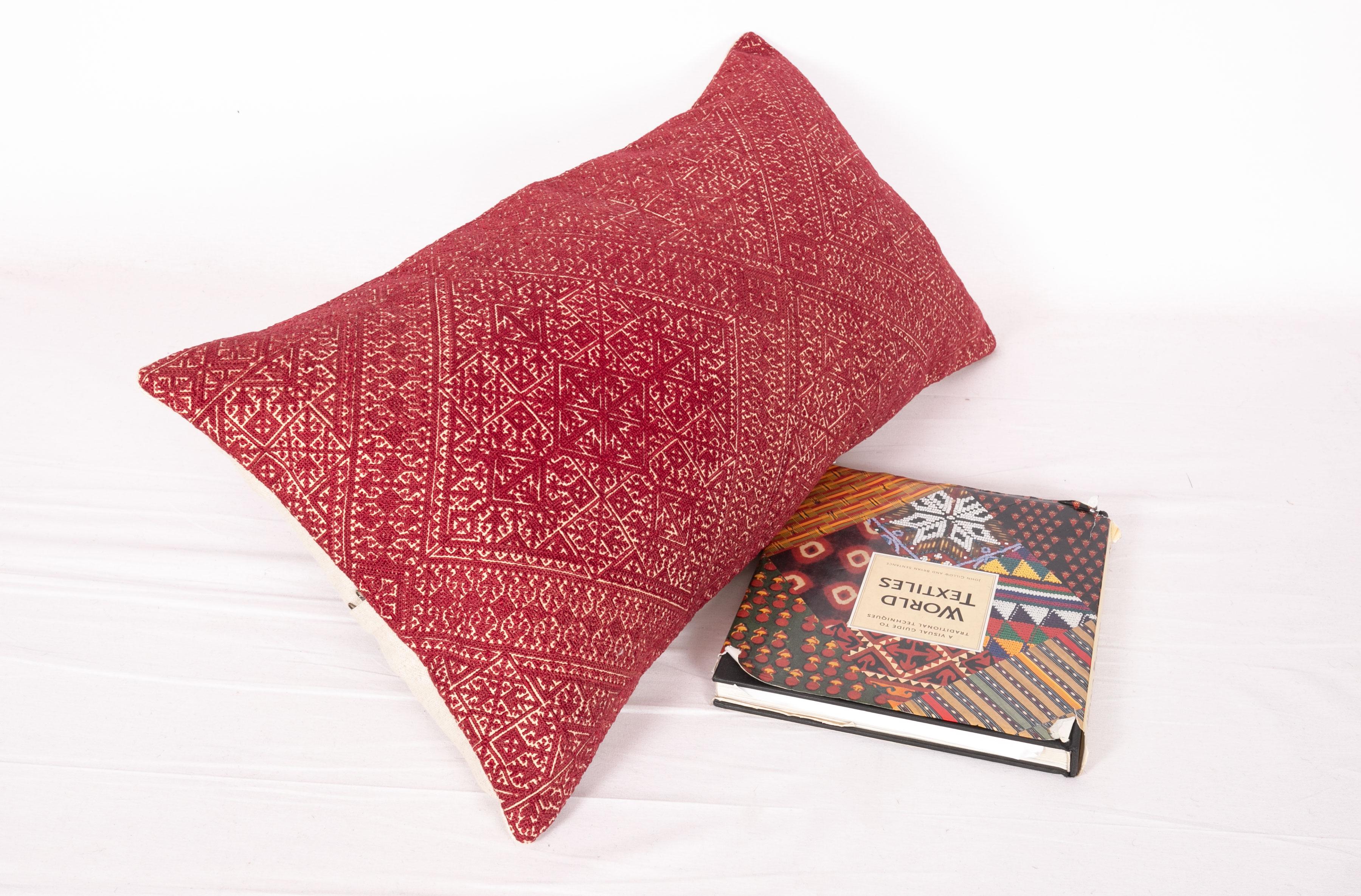 Antique Moroccan Fez Embroidery Pillow Case, Early 20th Century In Good Condition In Istanbul, TR