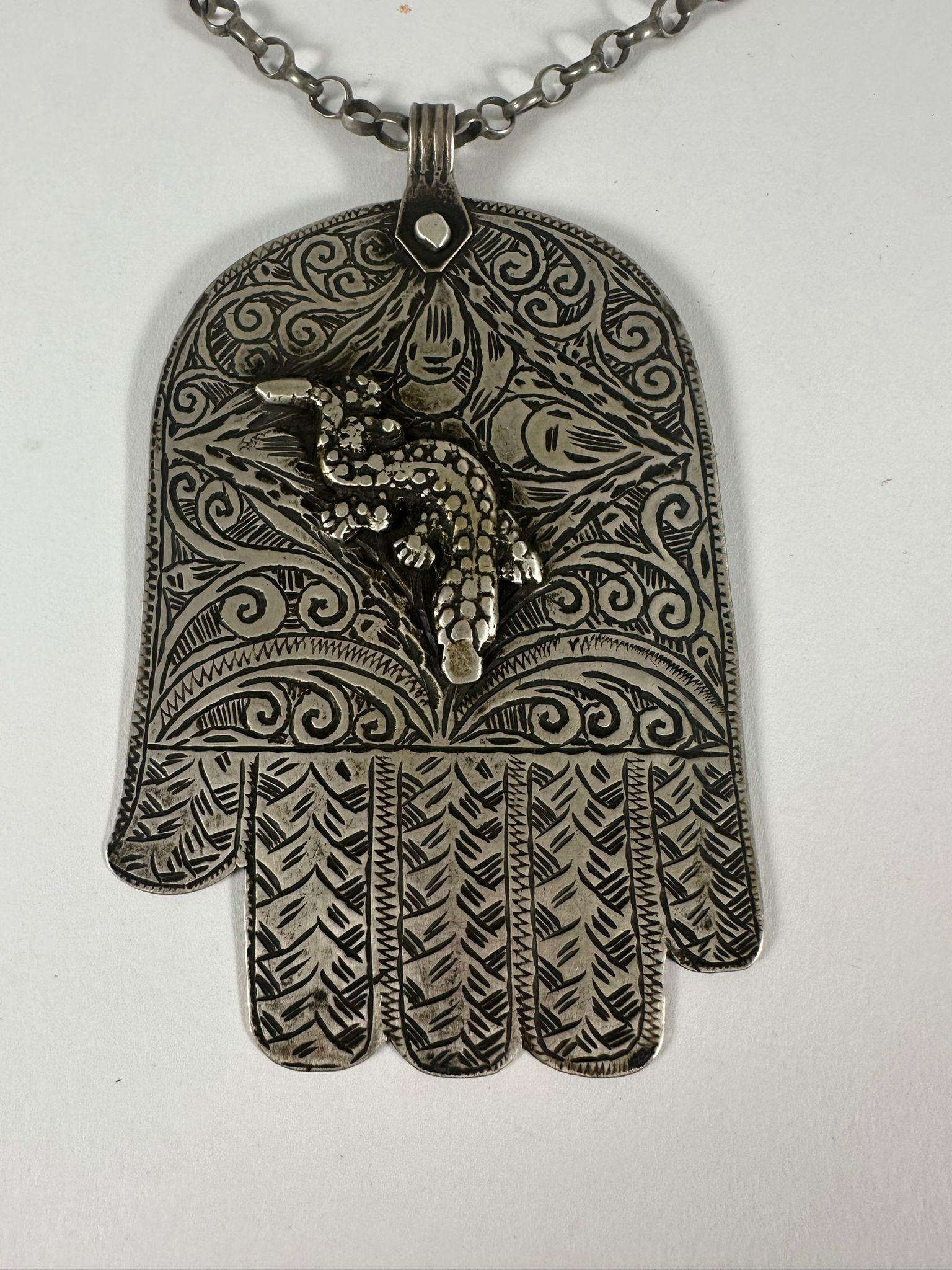 Hand-Crafted Antique Moroccan Handmade Silver Hamsa with Lizard Symbol – 1880 For Sale
