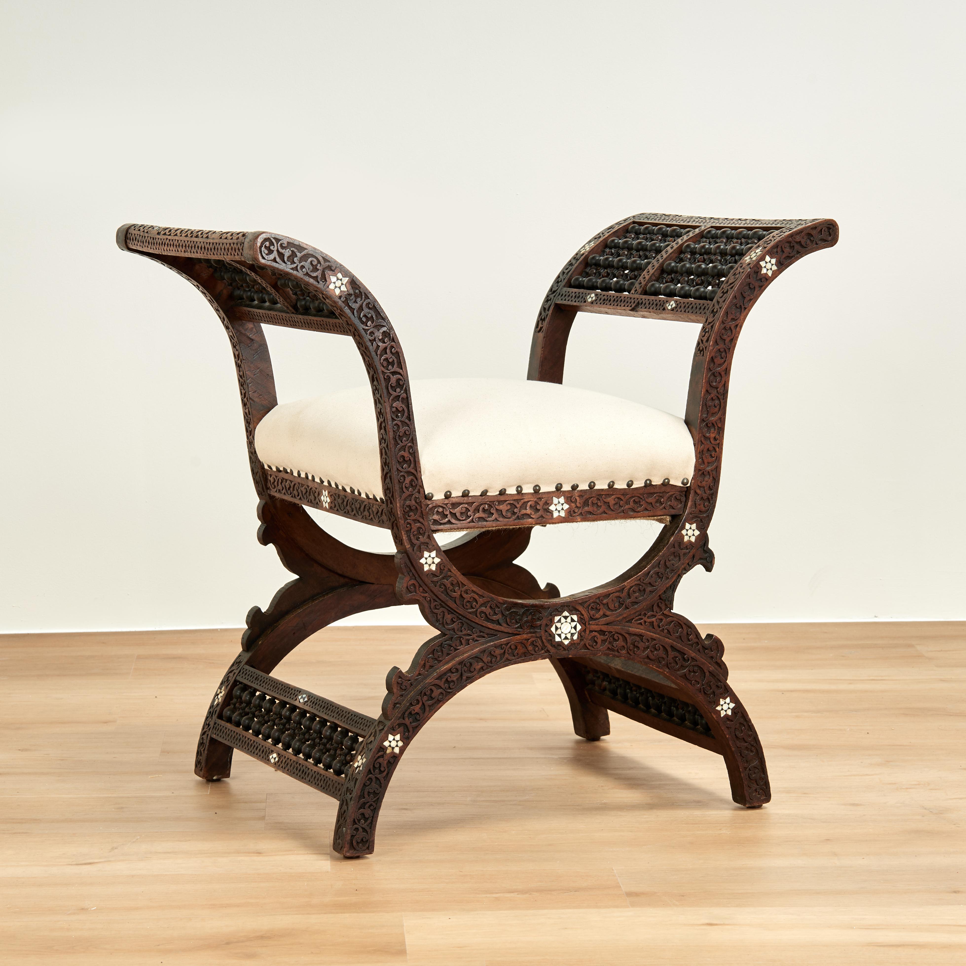 Antique Moroccan Inlaid and Carved Bench In Good Condition For Sale In Palm Beach, FL