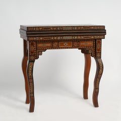 Antico tavolo da gioco marocchino intarsiato